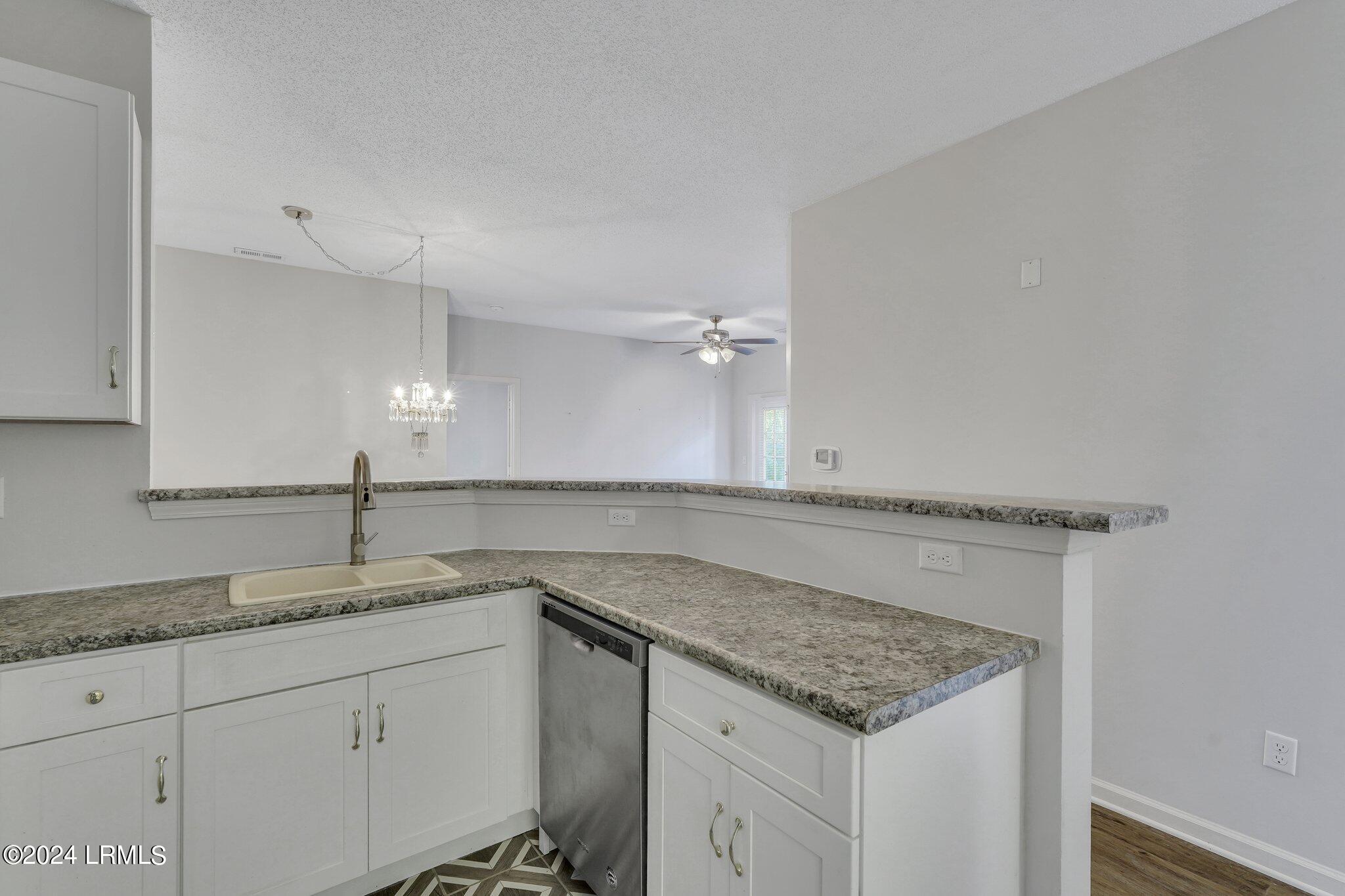 100 Kensington Boulevard, 1303