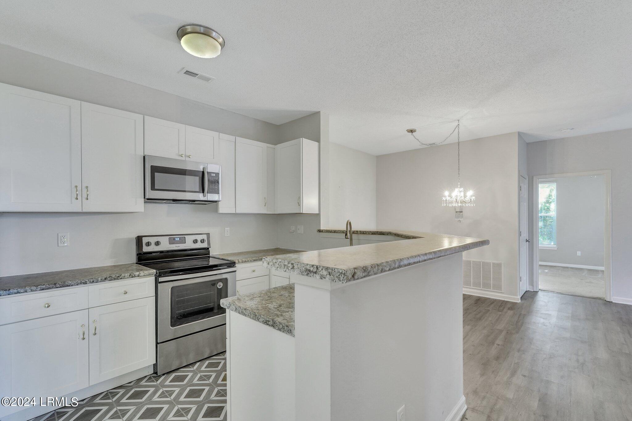 100 Kensington Boulevard, 1303