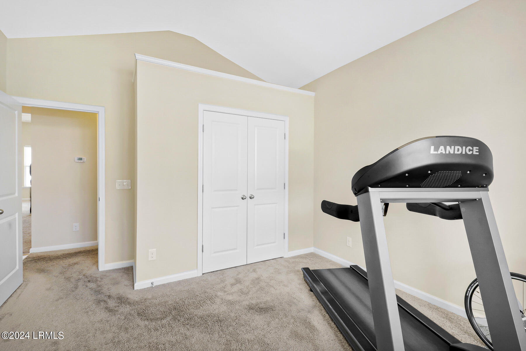 6 Pioneer Point