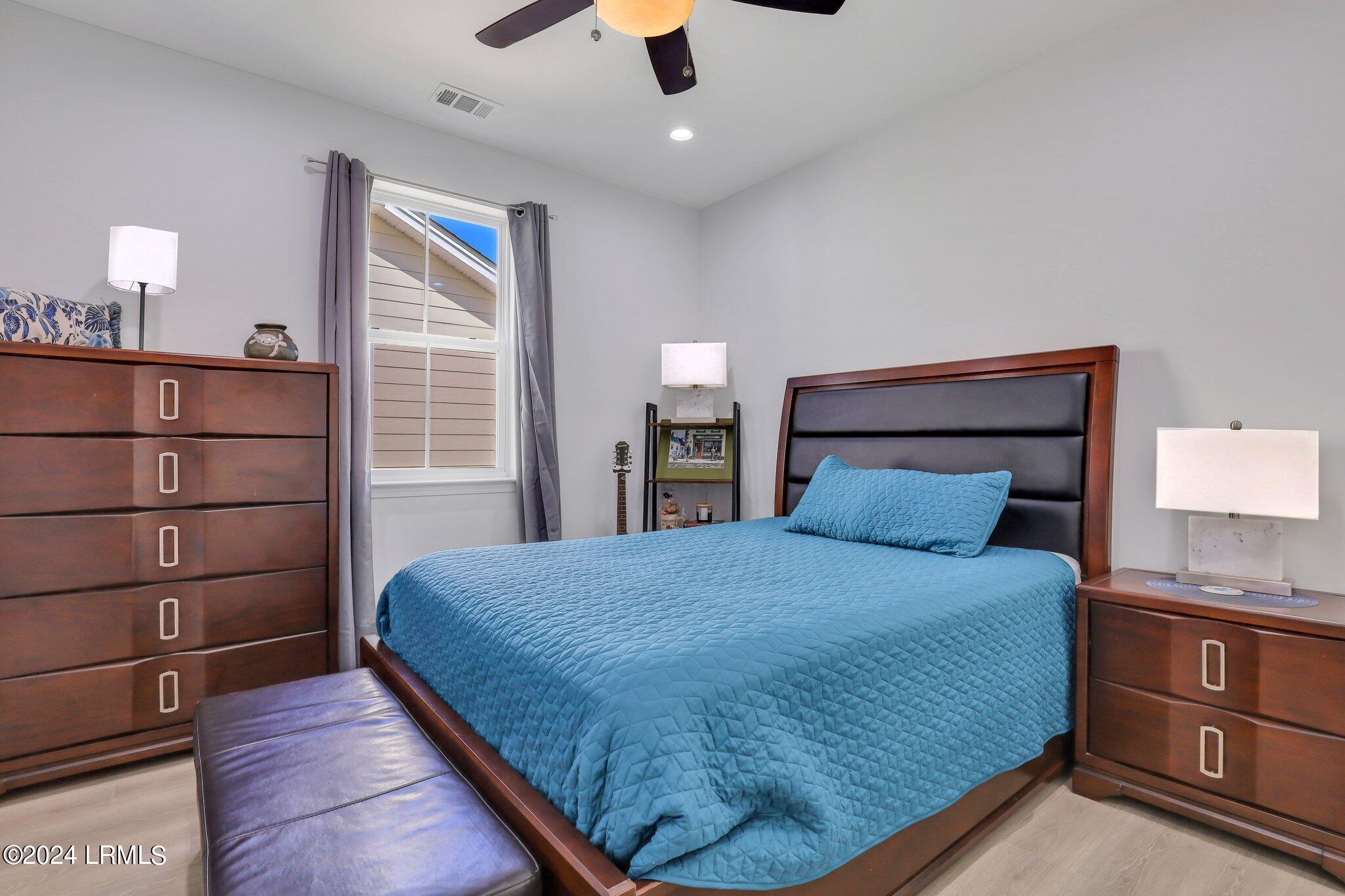 190 Caribbean Soul Avenue, 101