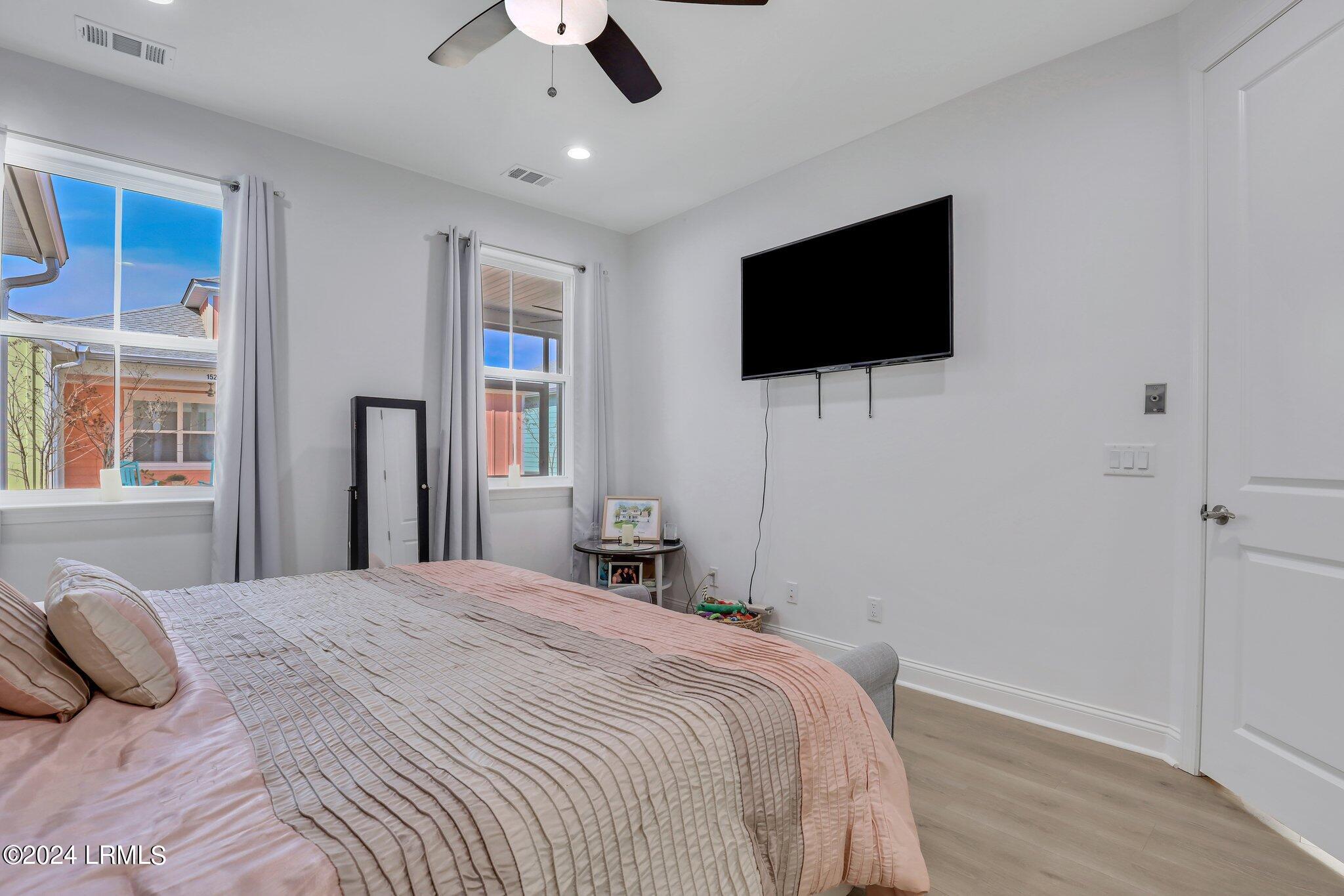 190 Caribbean Soul Avenue, 101