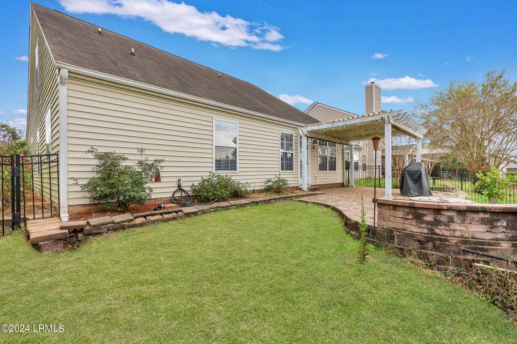 189 Oakesdale Drive