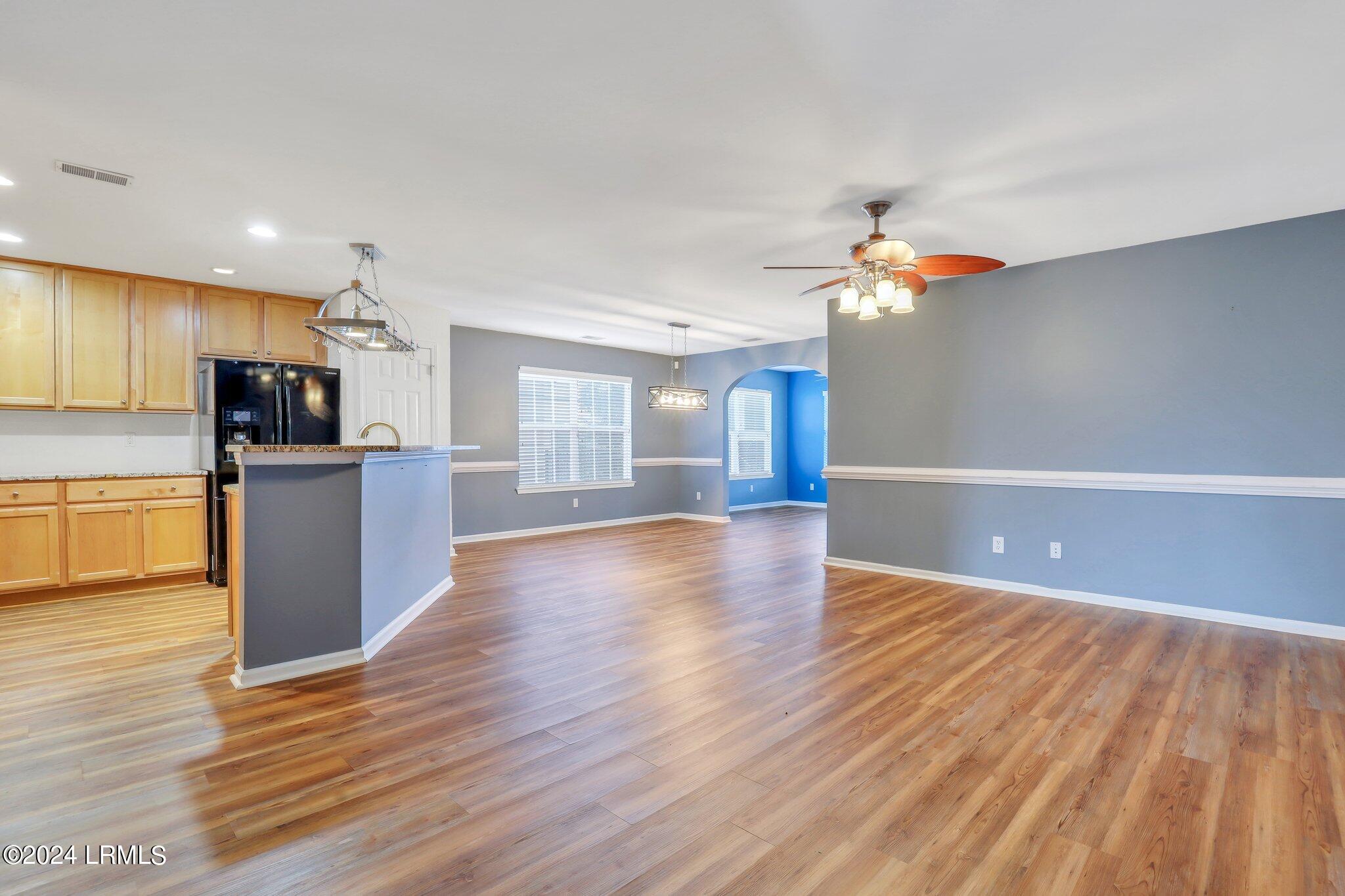 189 Oakesdale Drive