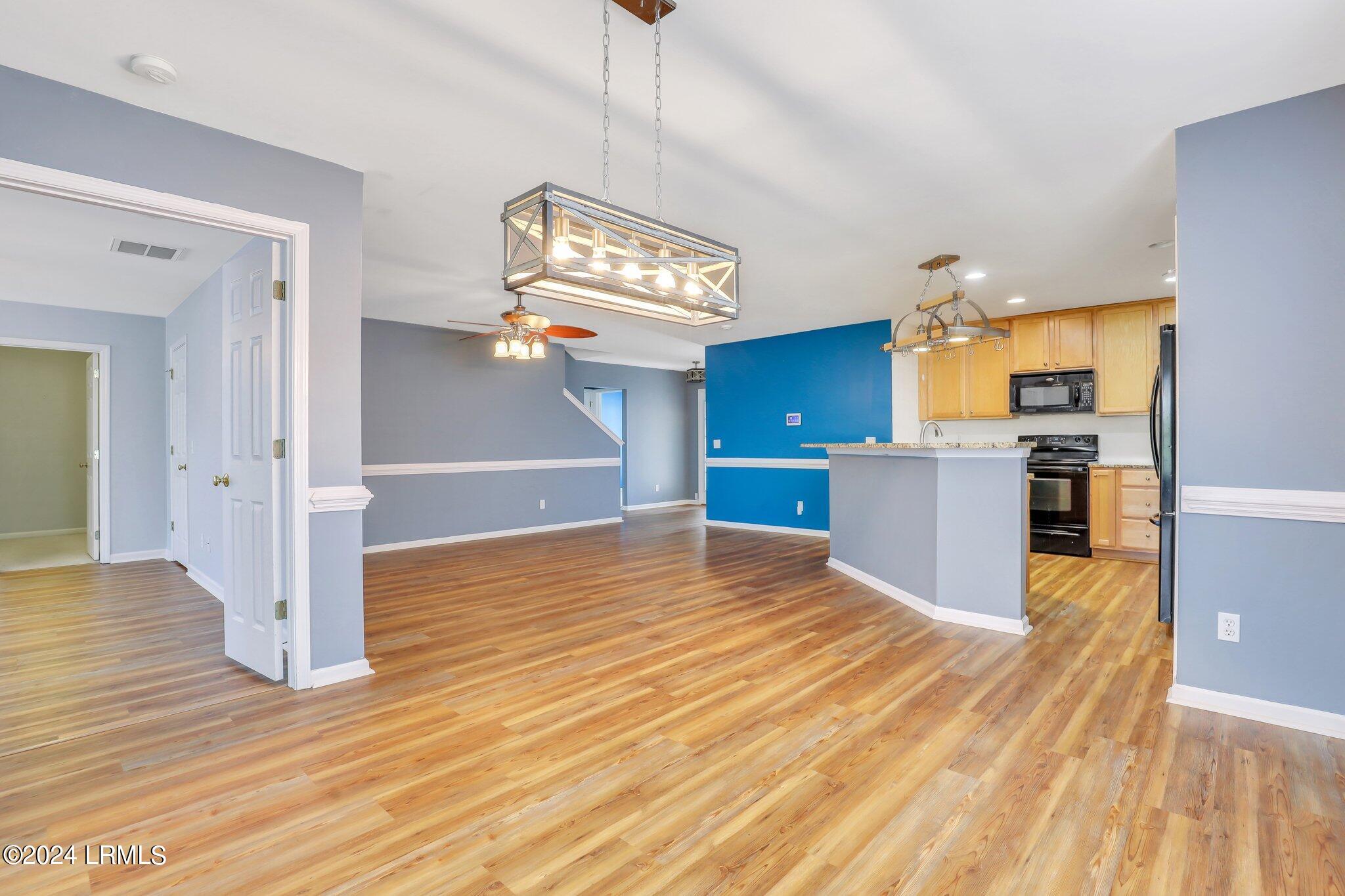 189 Oakesdale Drive