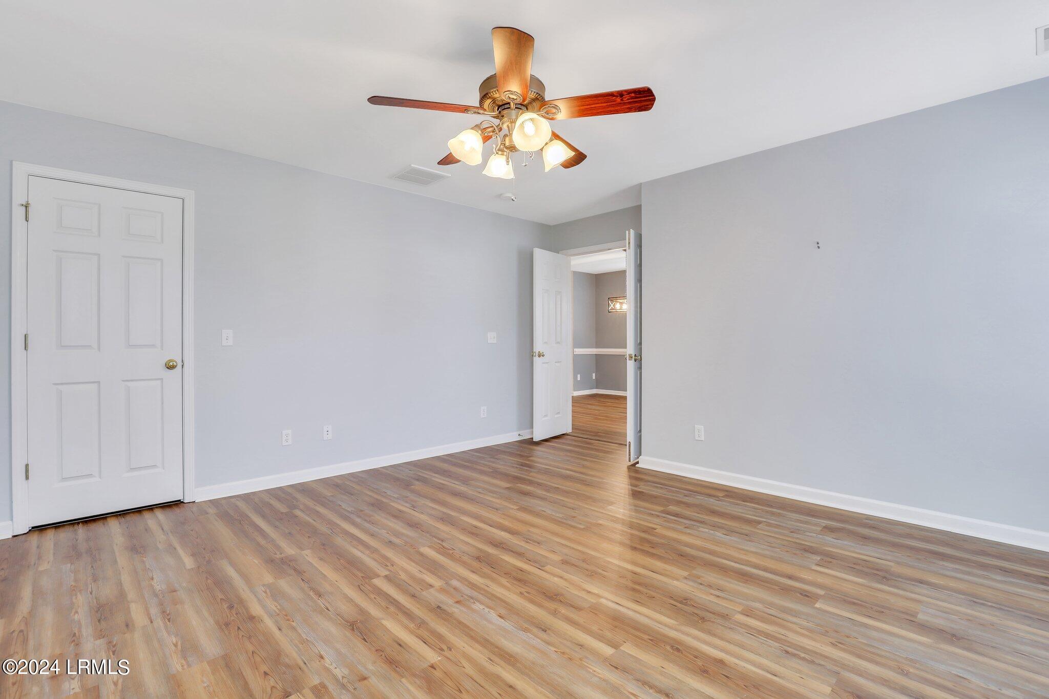 189 Oakesdale Drive