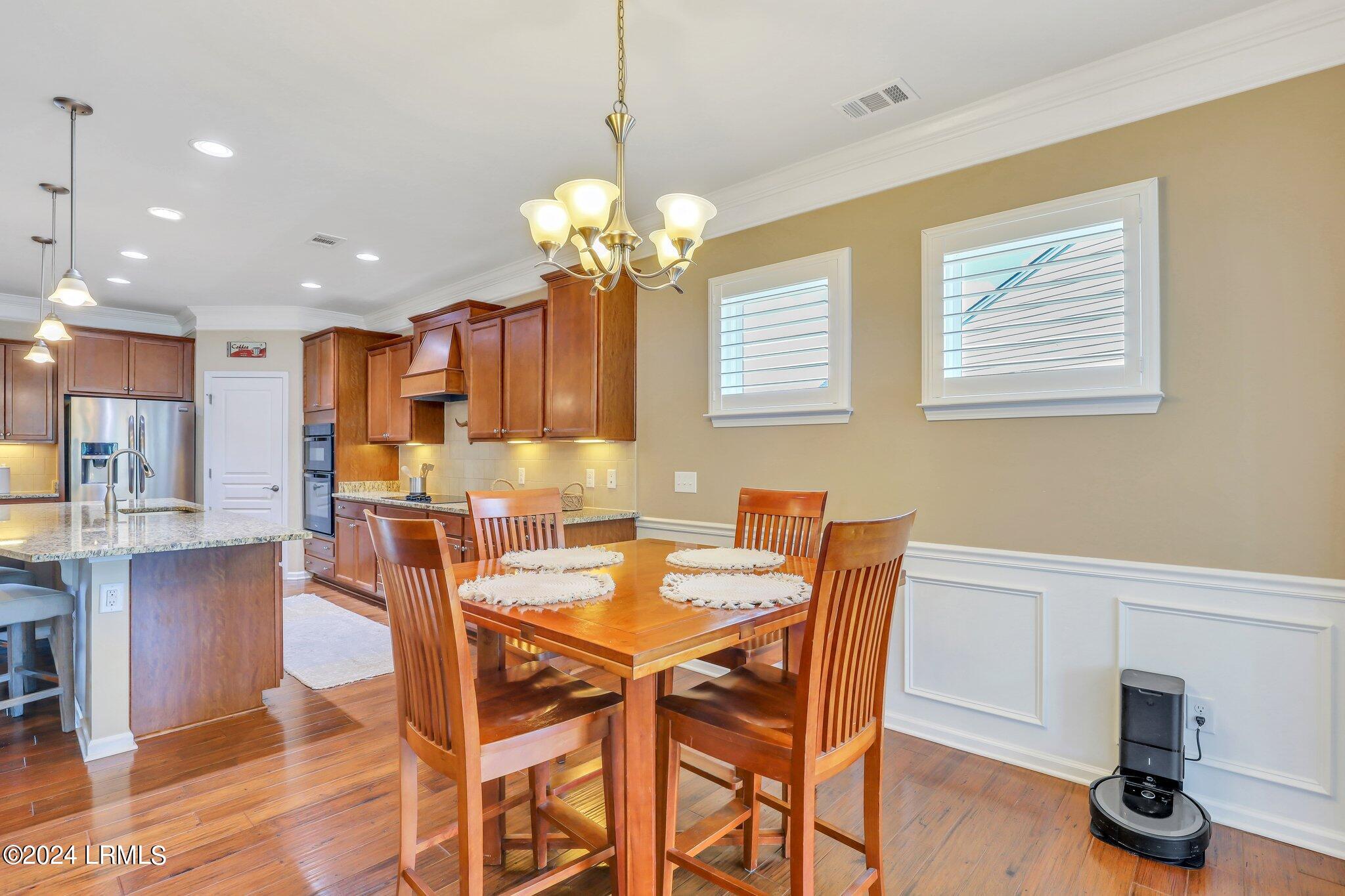 215 Canterbury Court