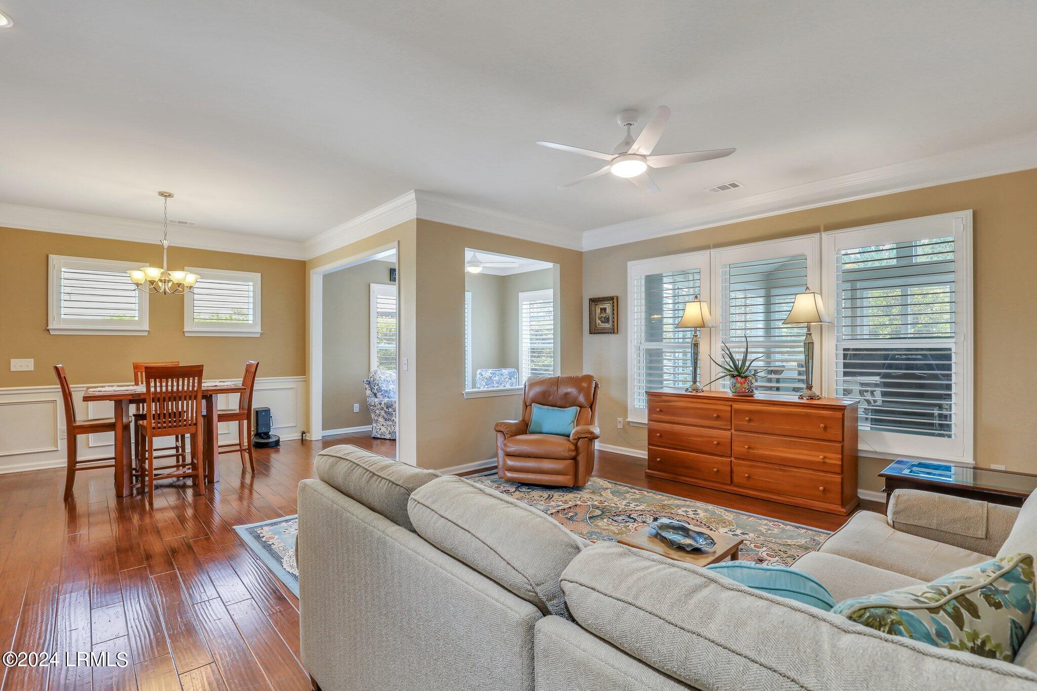 215 Canterbury Court