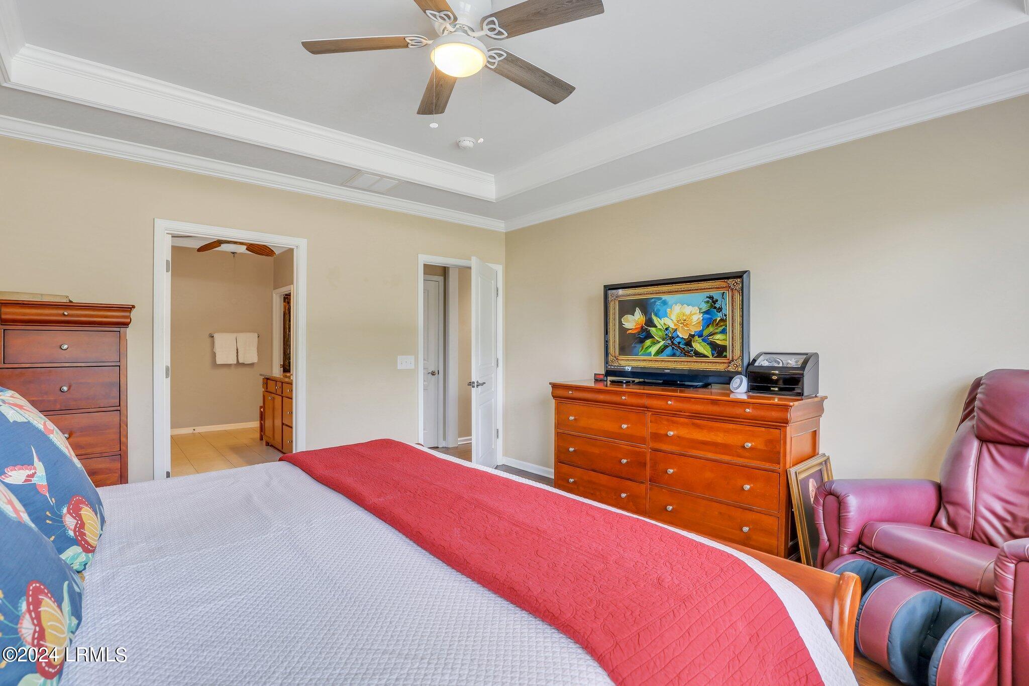215 Canterbury Court