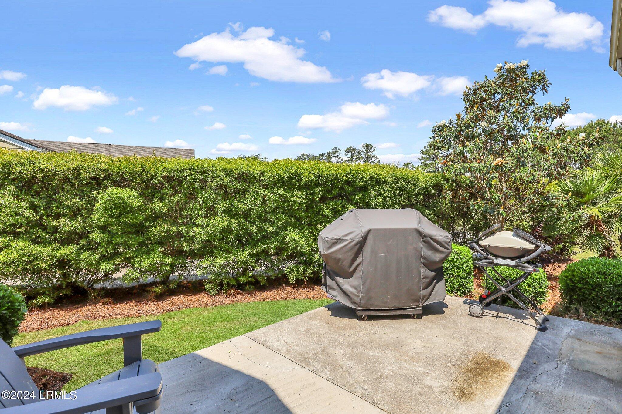 215 Canterbury Court
