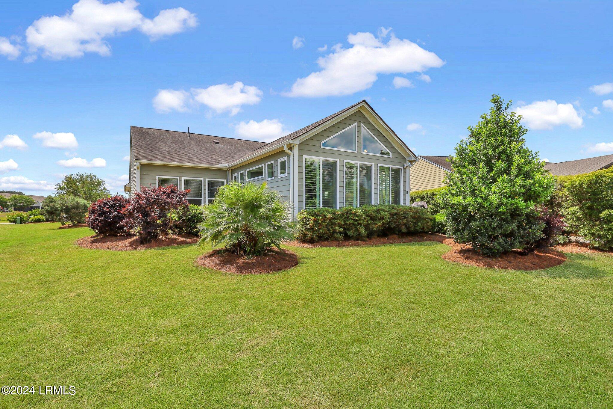 215 Canterbury Court