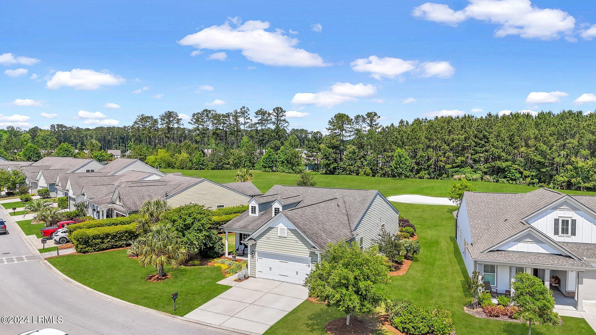 215 Canterbury Court