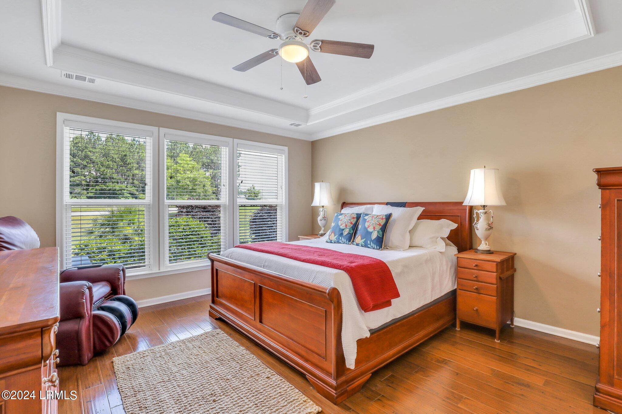 215 Canterbury Court