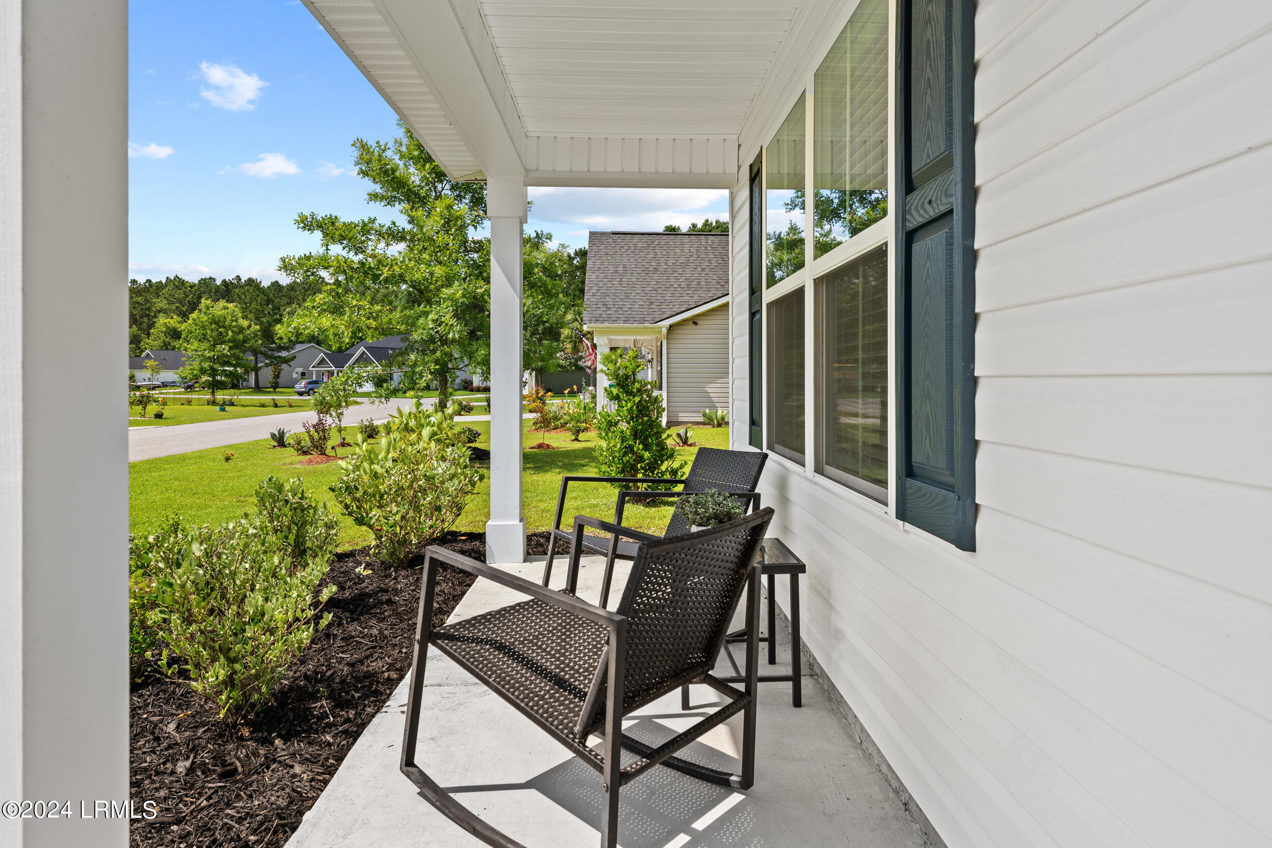 613 Ridgeland Lakes Drive