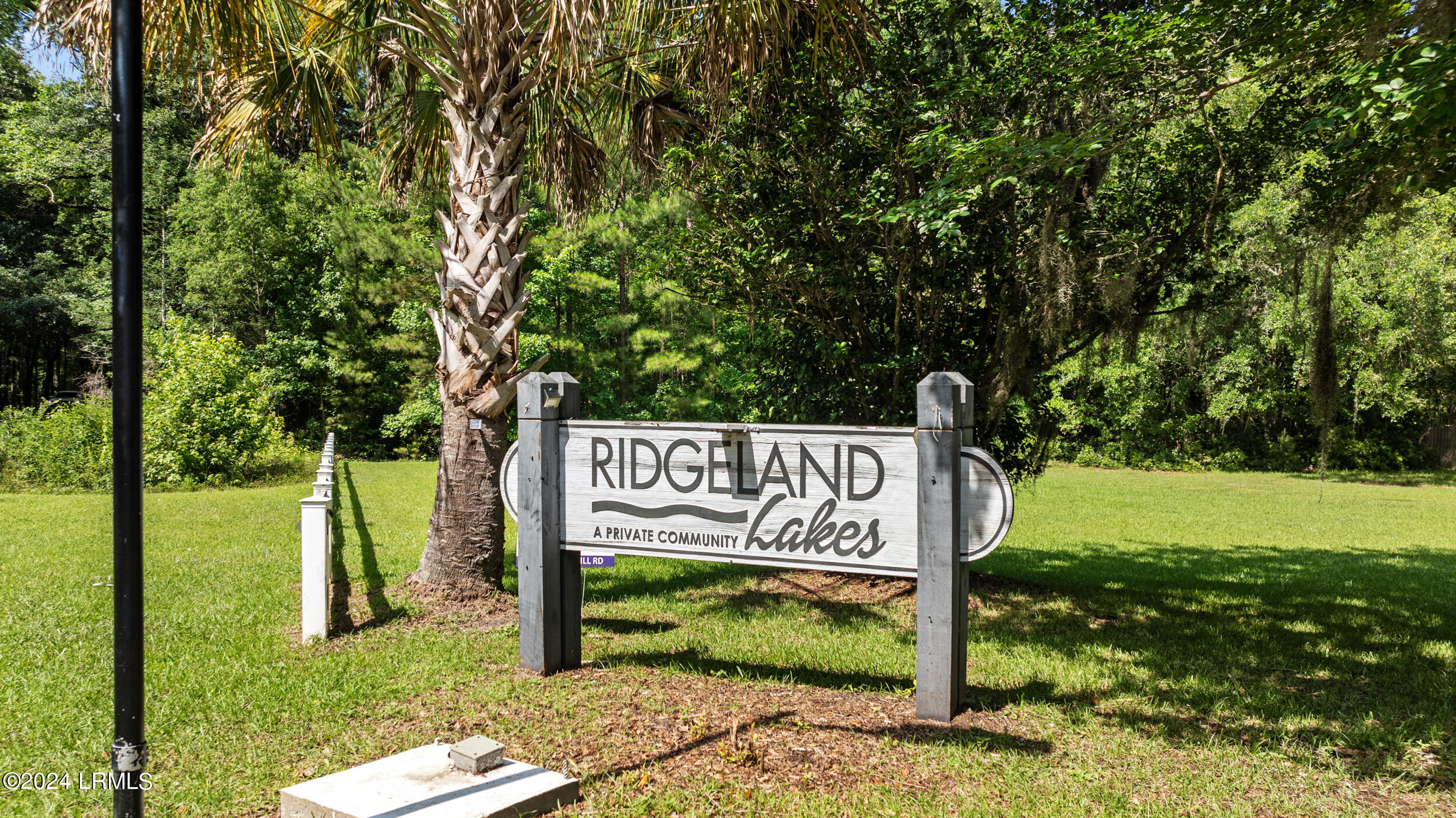 613 Ridgeland Lakes Drive
