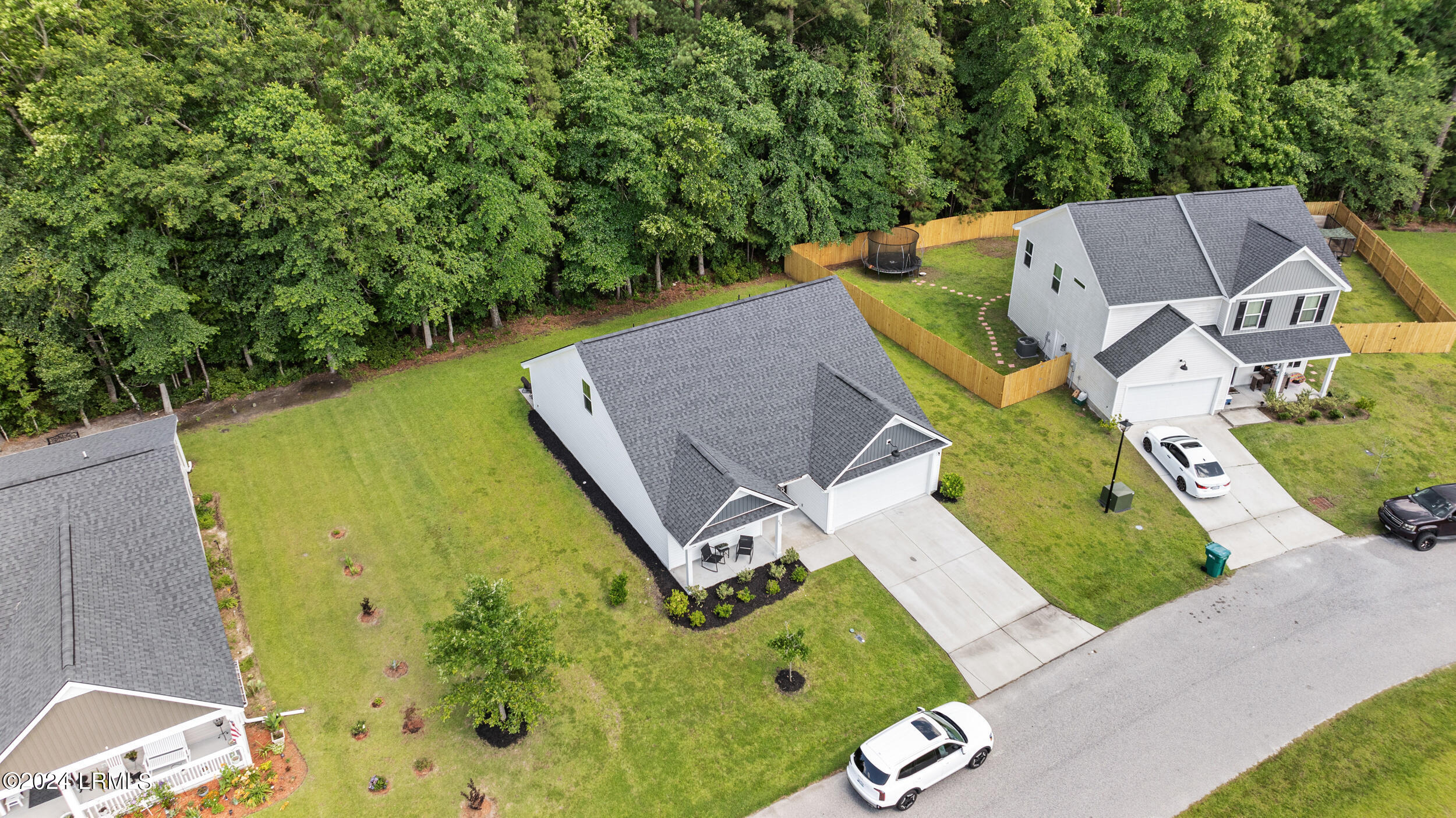 613 Ridgeland Lakes Drive