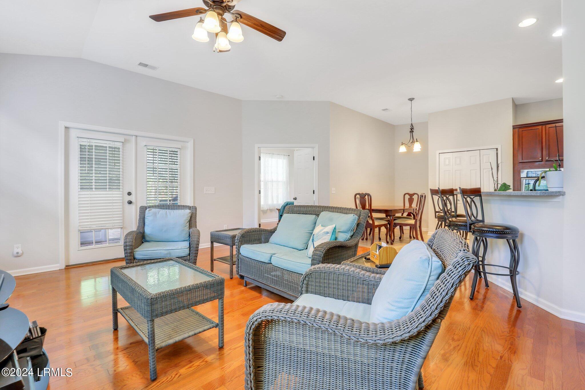 114 Oakesdale Drive