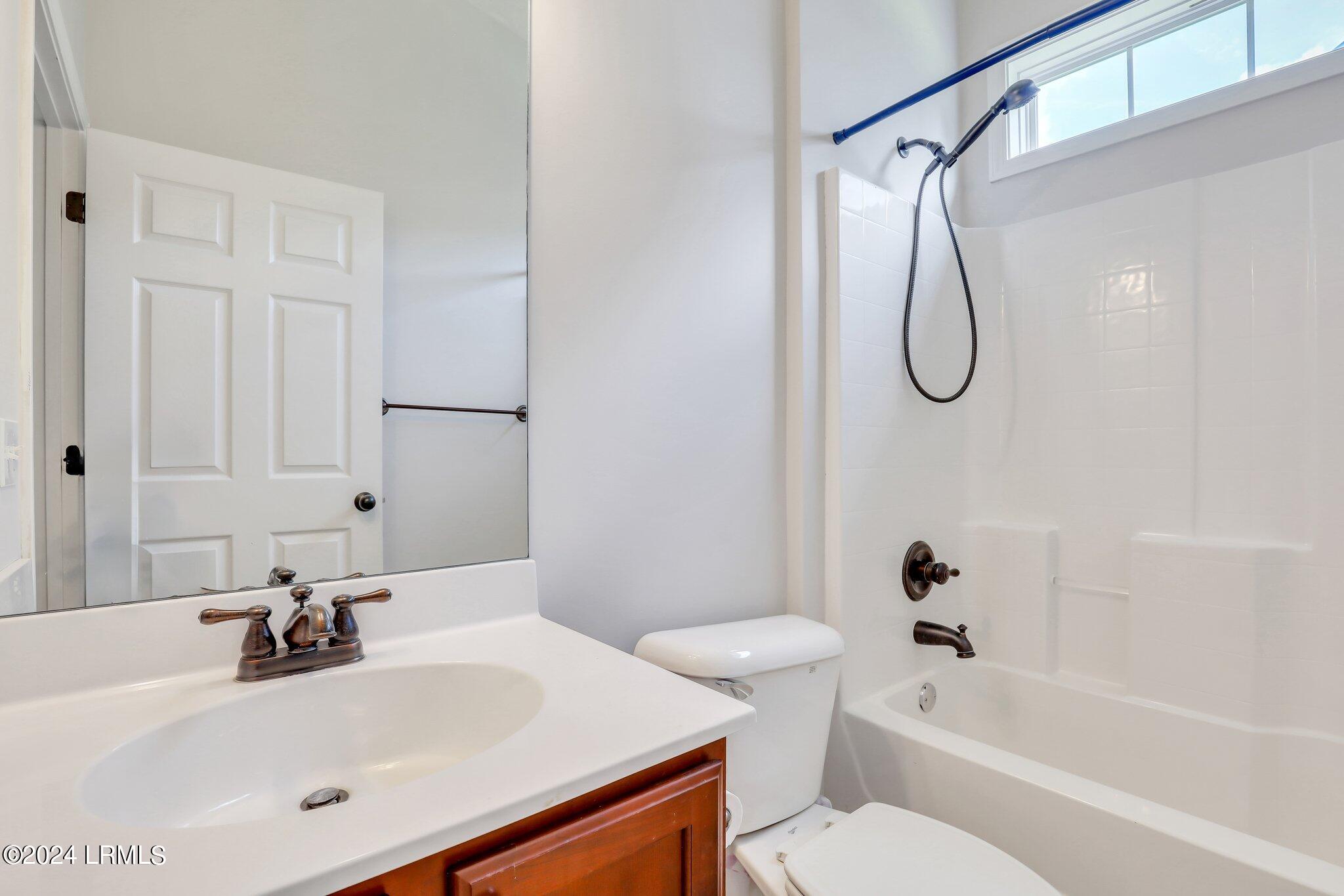 114 Oakesdale Drive