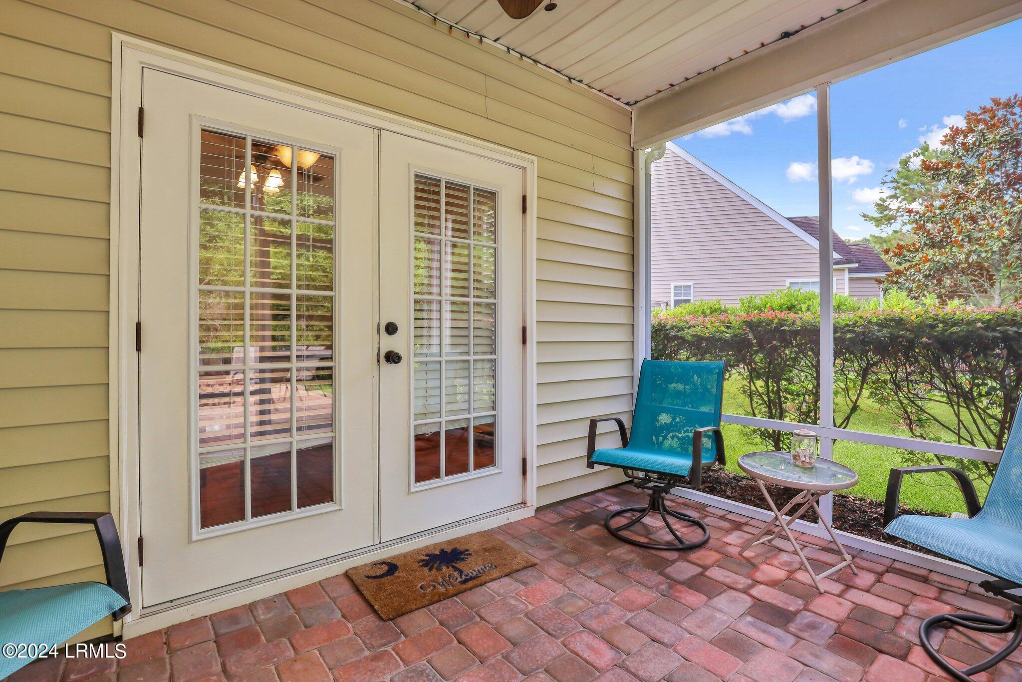 114 Oakesdale Drive