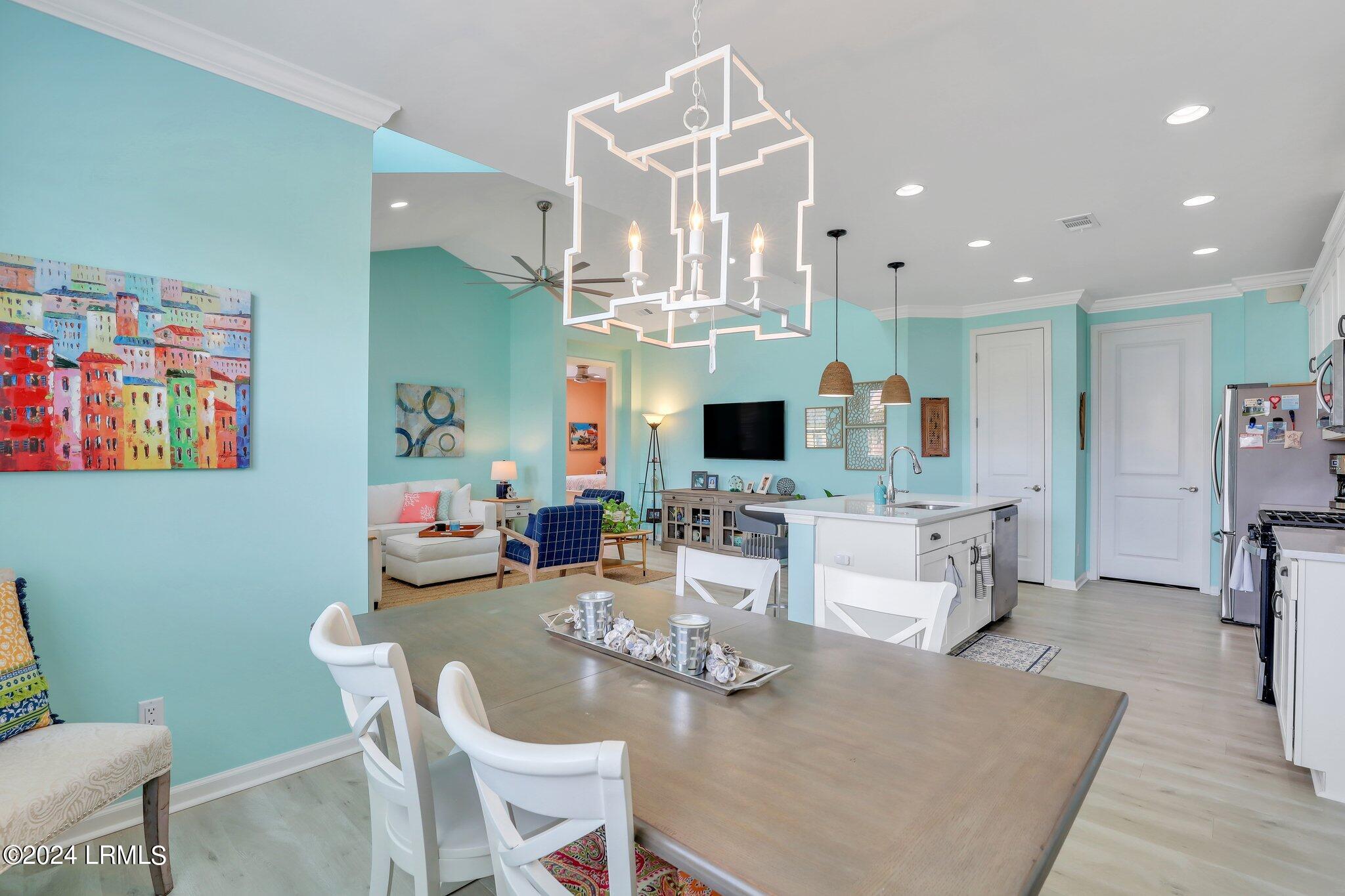 225 Island Breeze Lane, 101