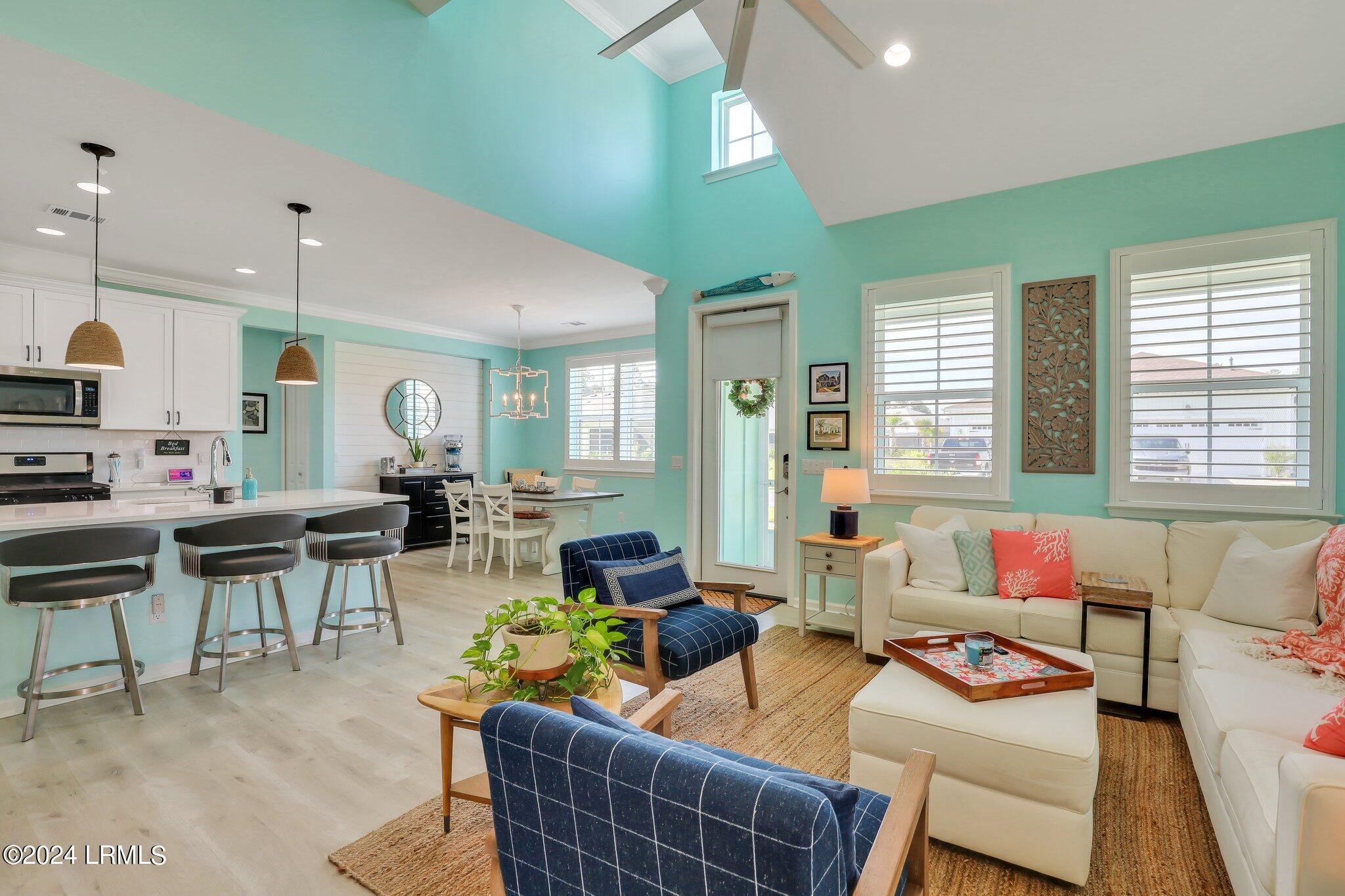 225 Island Breeze Lane, 101