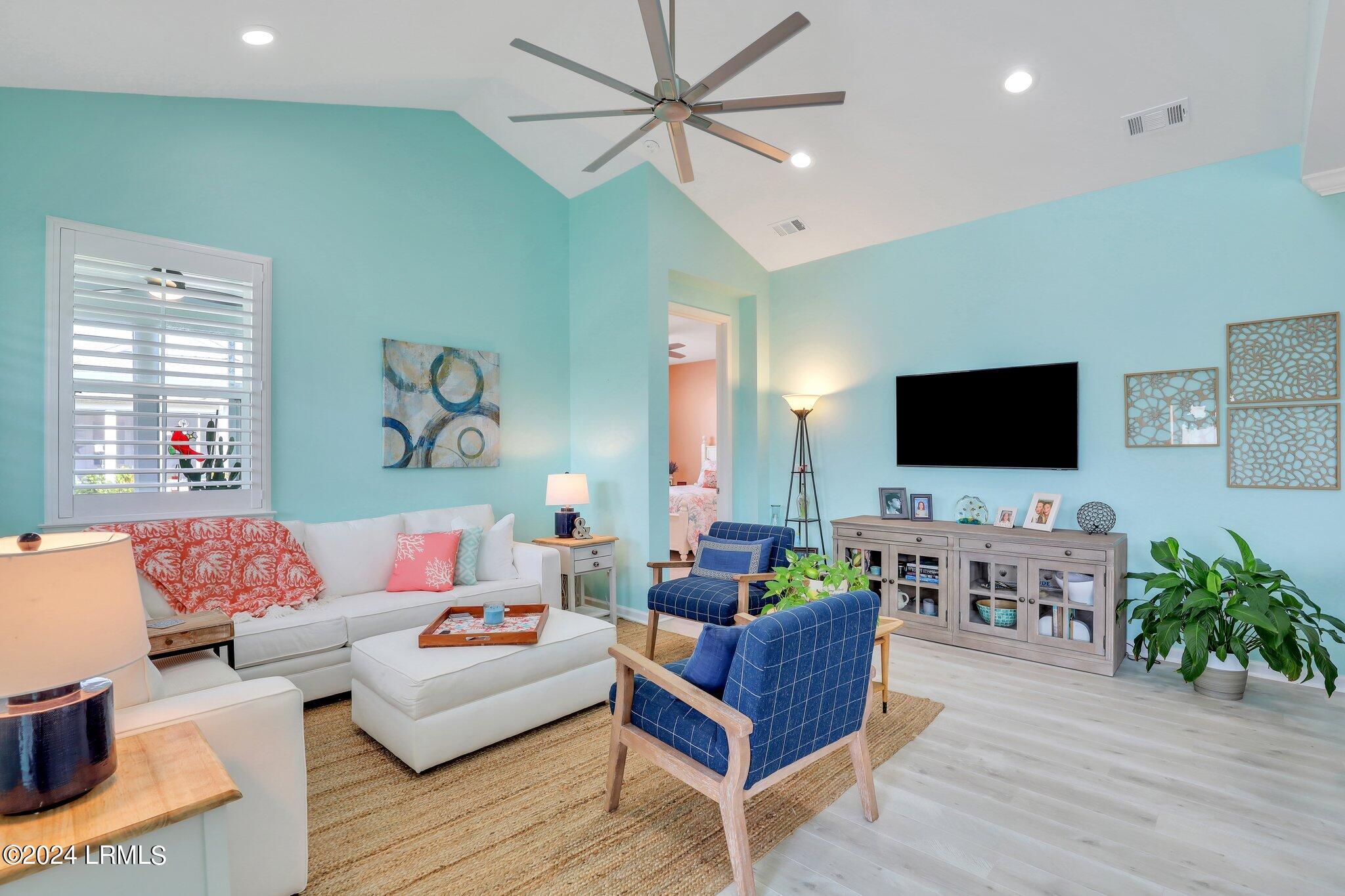 225 Island Breeze Lane, 101