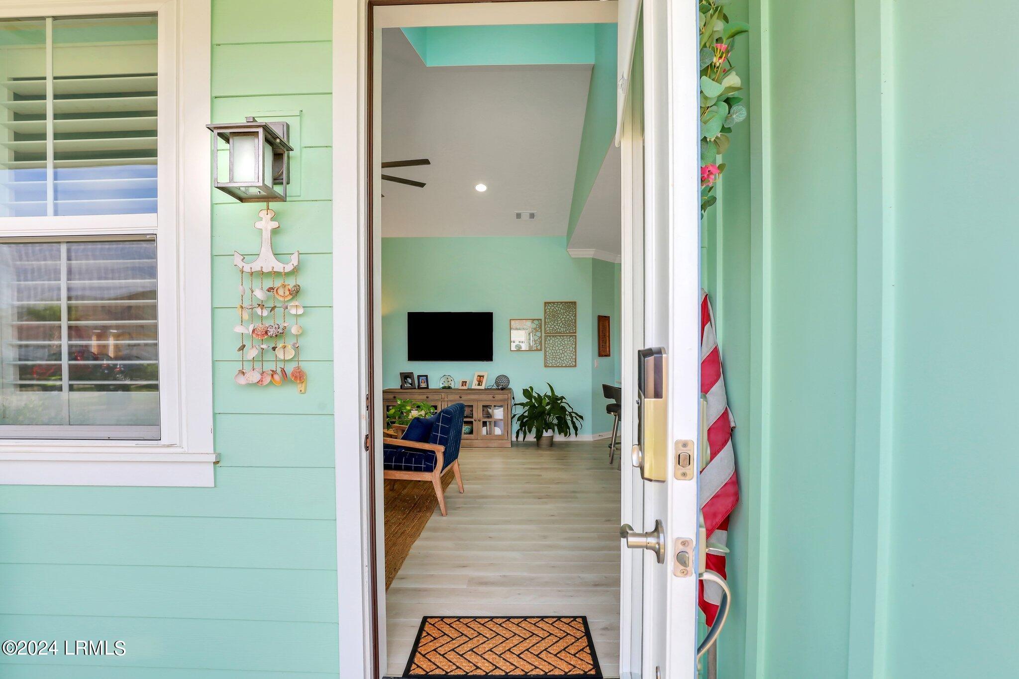 225 Island Breeze Lane, 101
