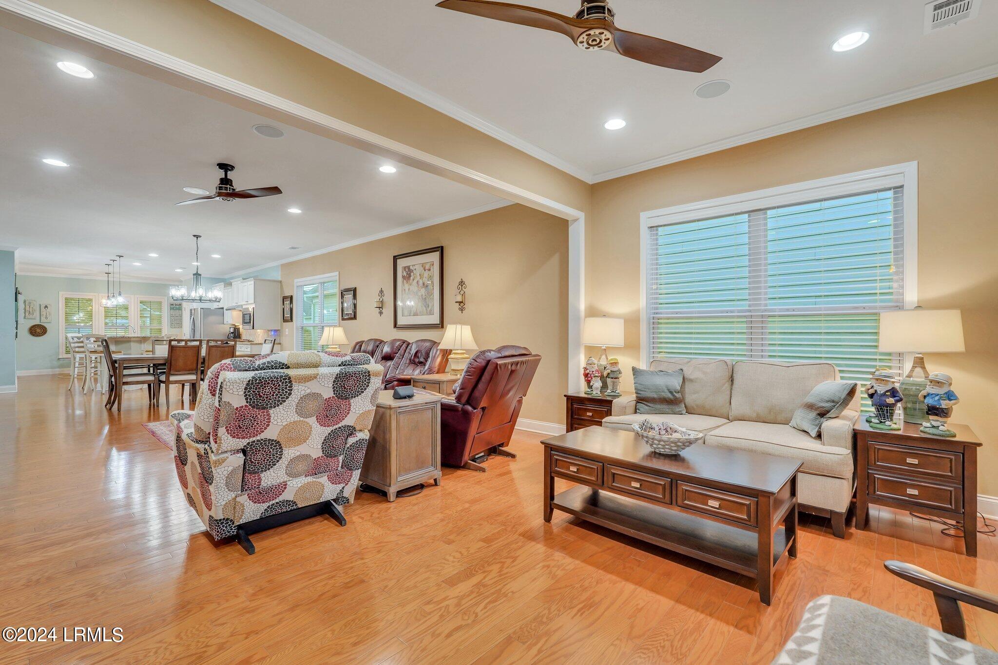 191 Knollwood Court