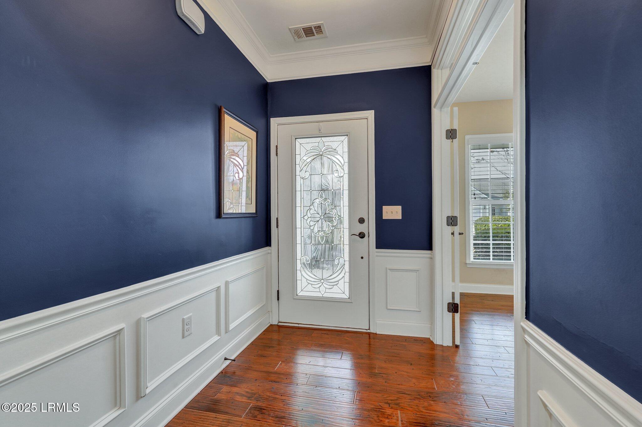 239 Knollwood Court