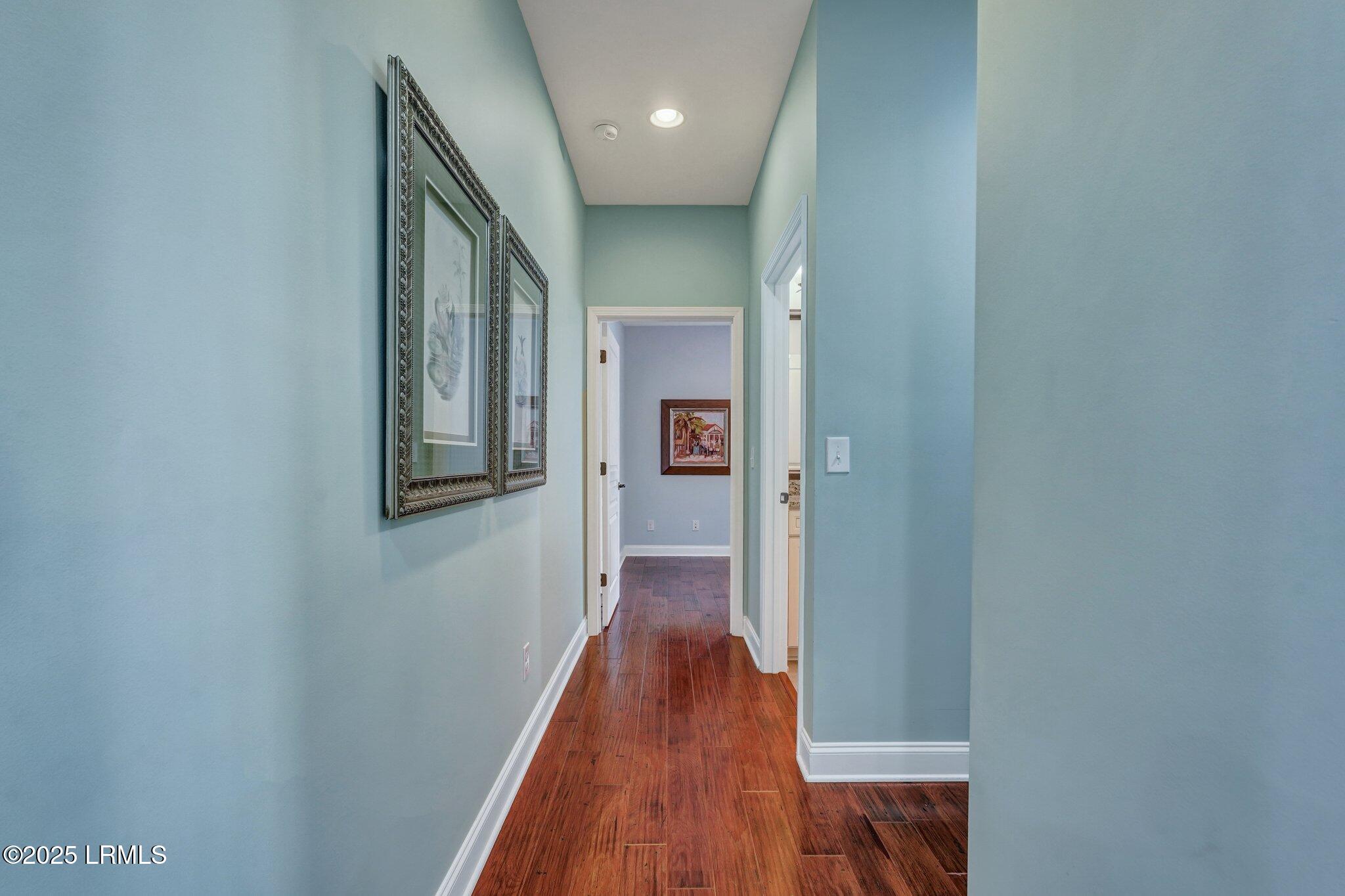 239 Knollwood Court