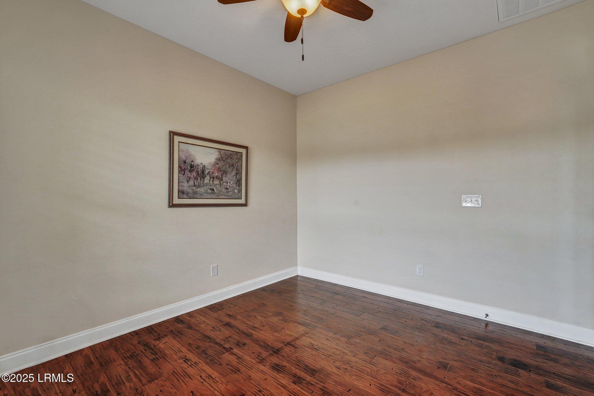 239 Knollwood Court