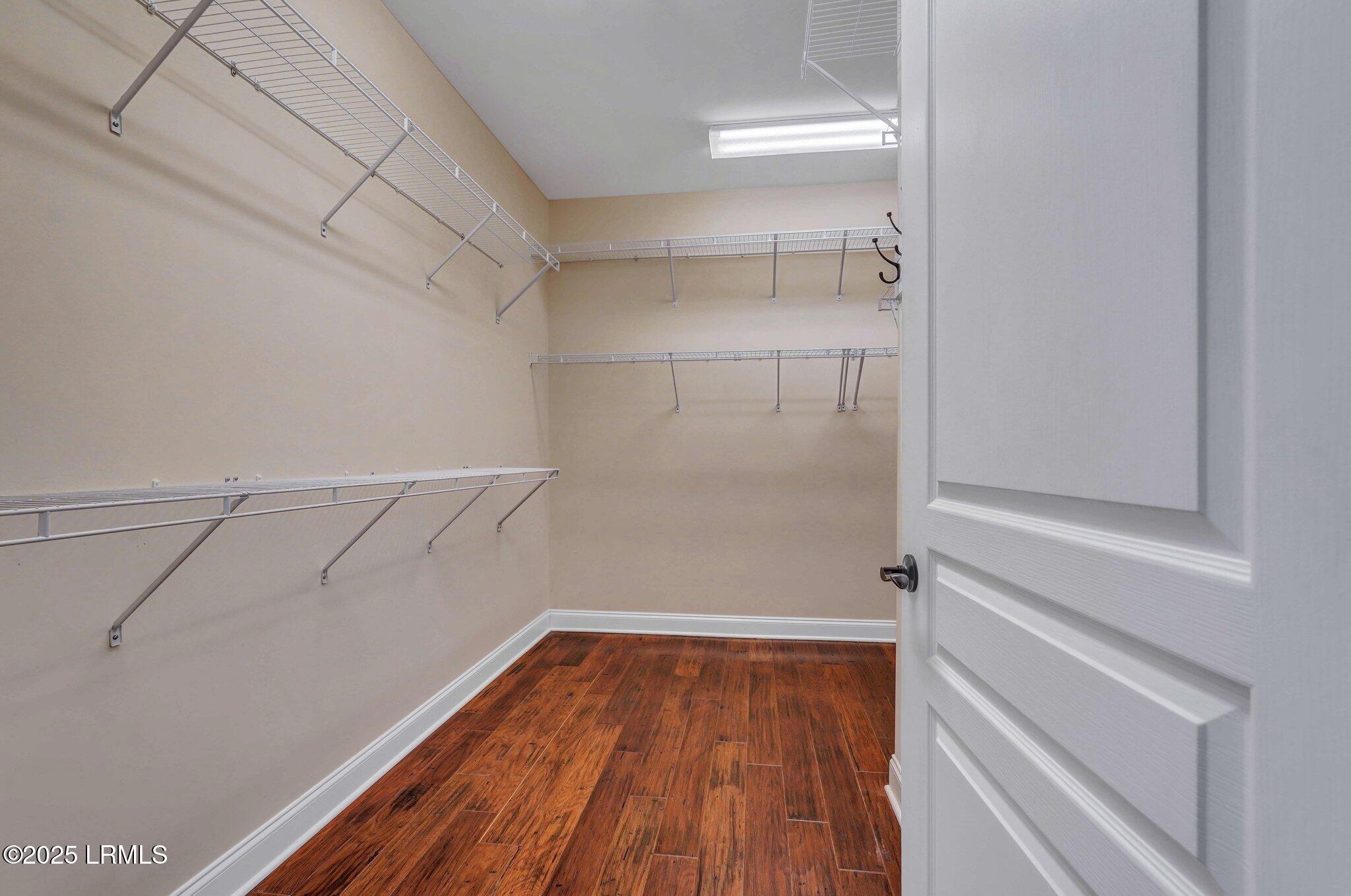 239 Knollwood Court