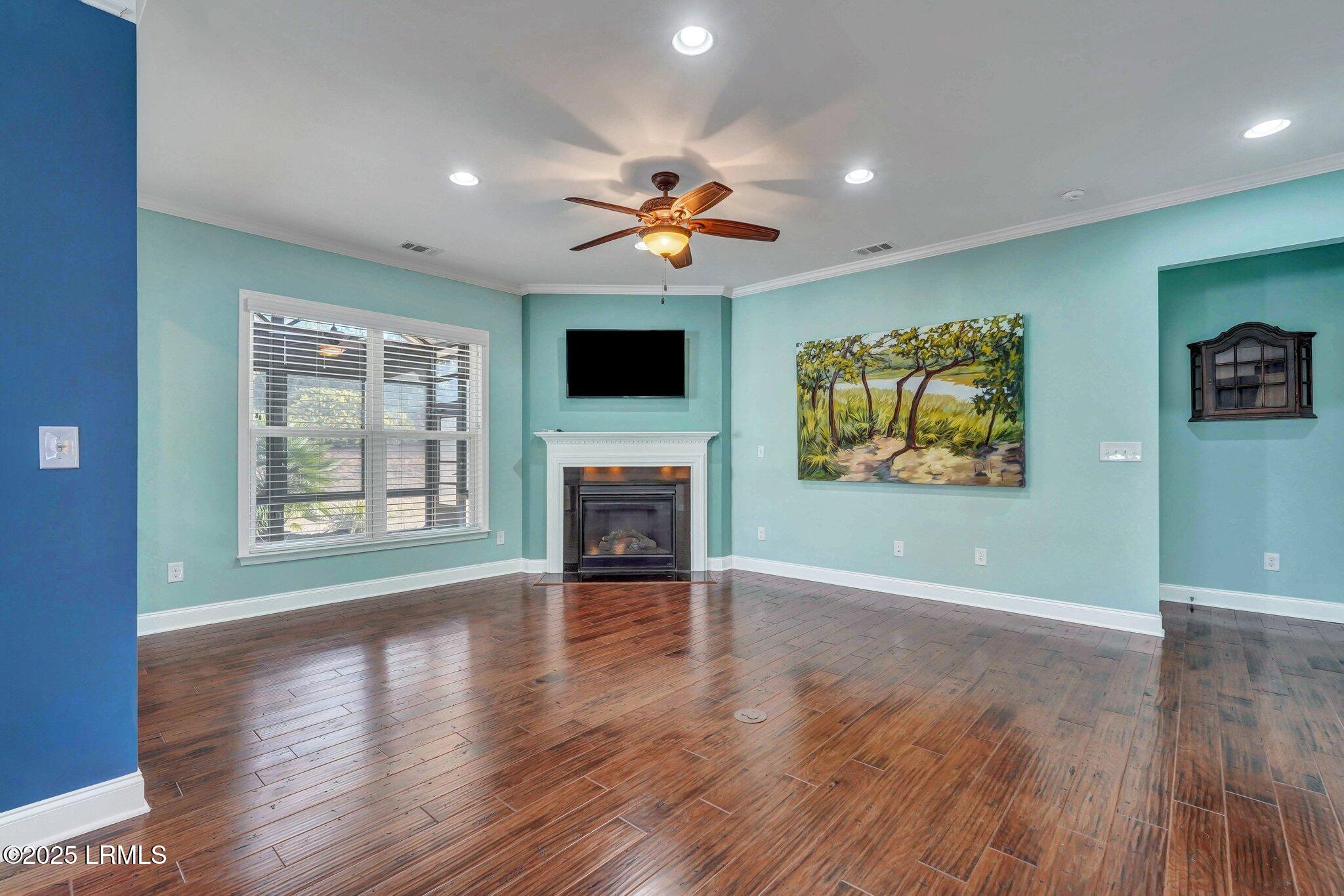 239 Knollwood Court