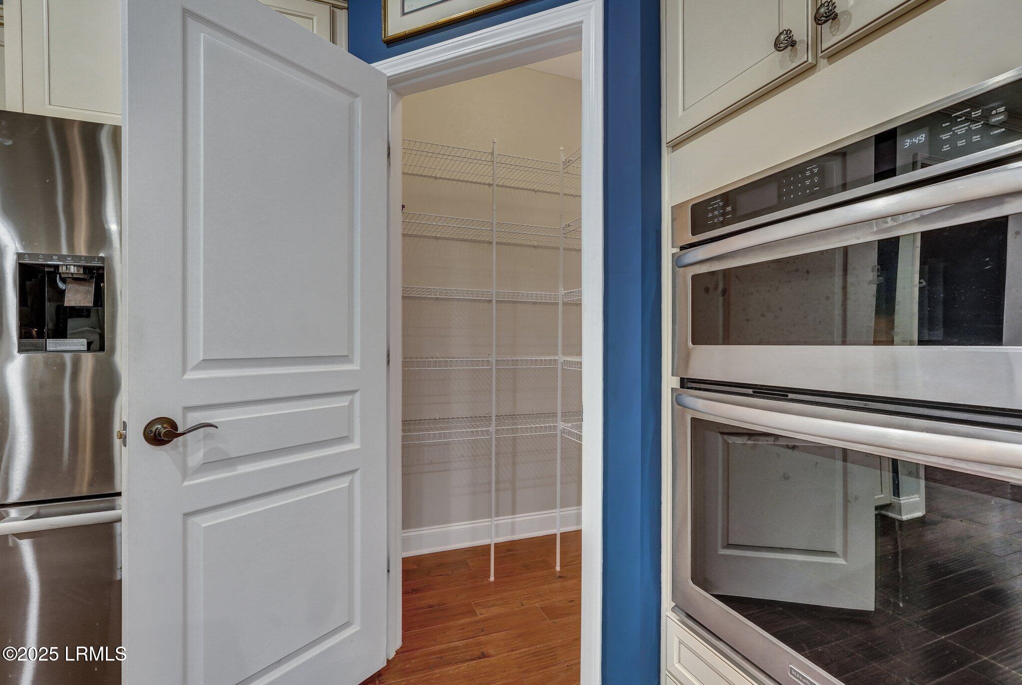 239 Knollwood Court
