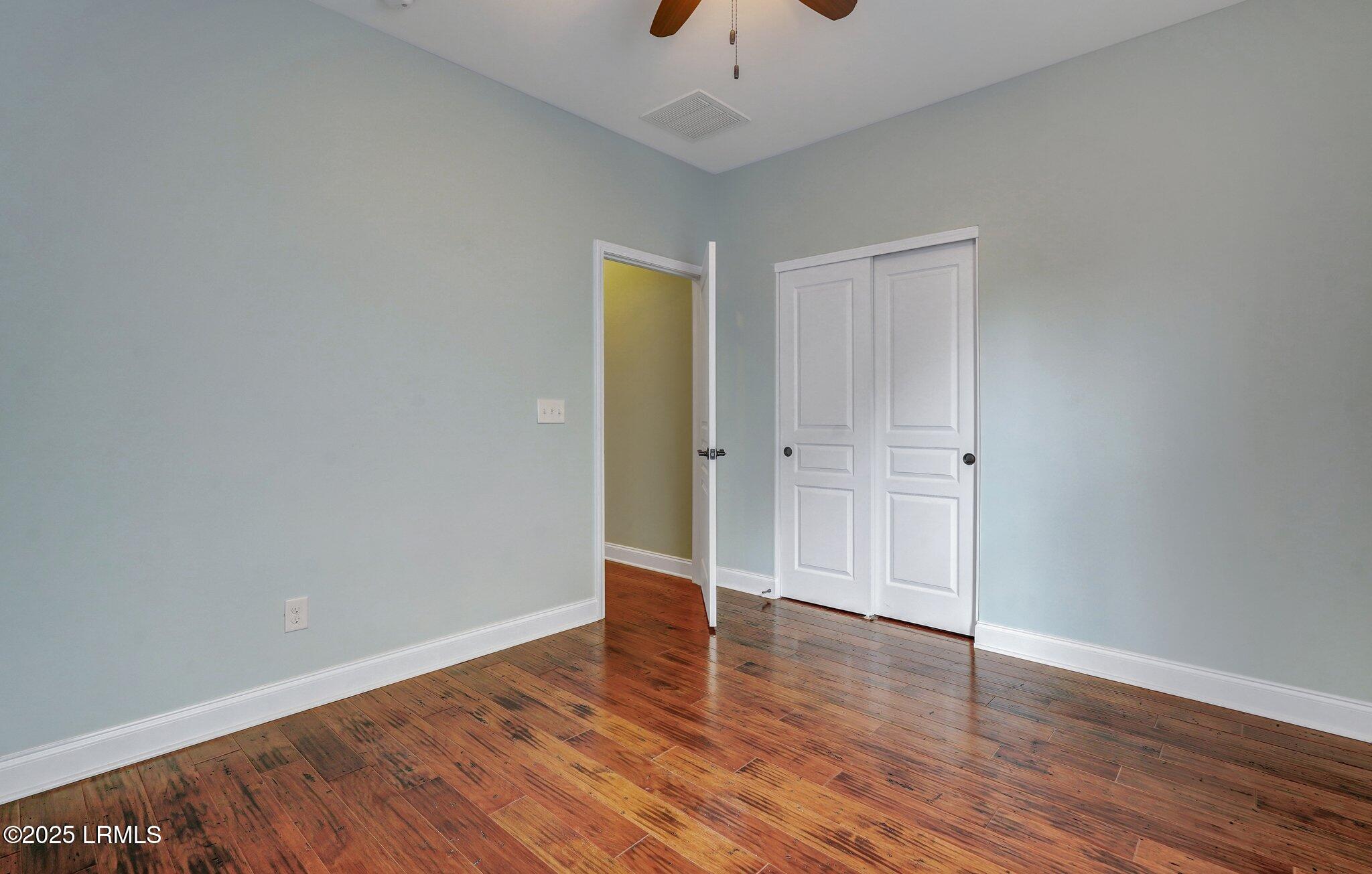 239 Knollwood Court