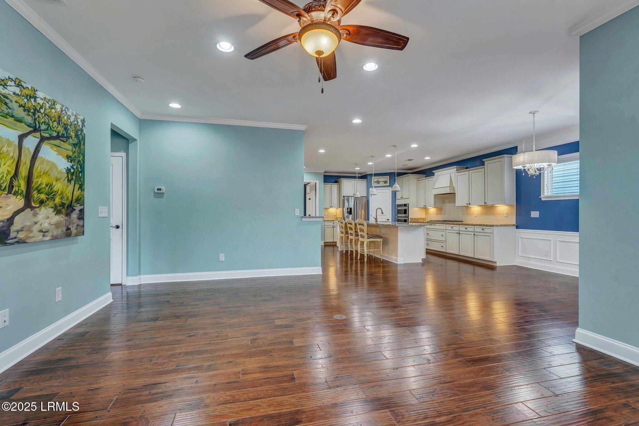 239 Knollwood Court