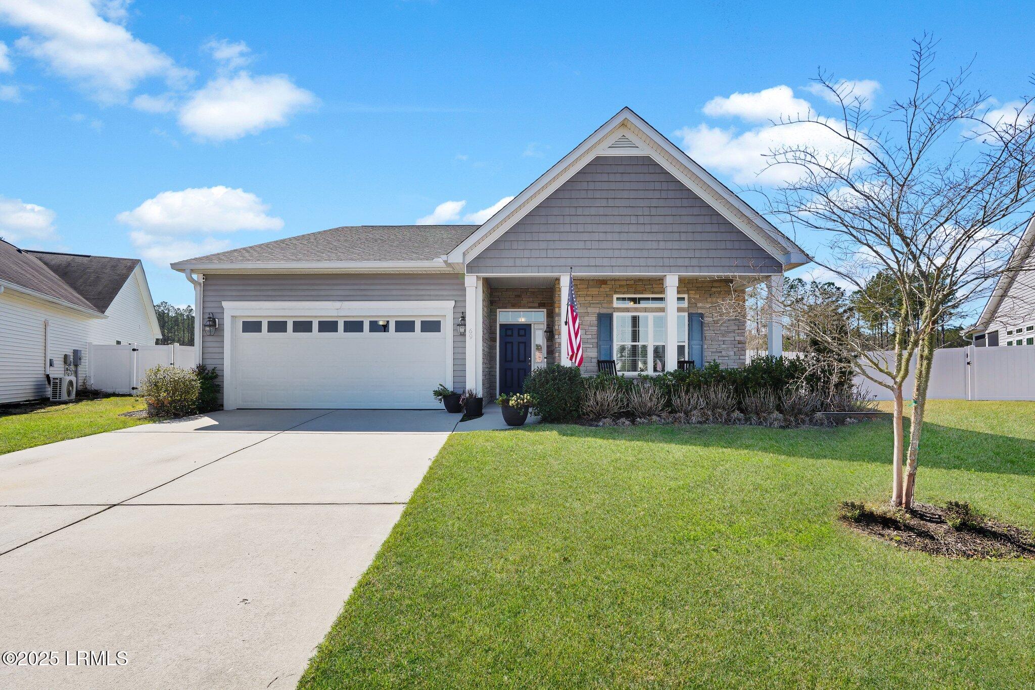 69 Stillhaven Circle