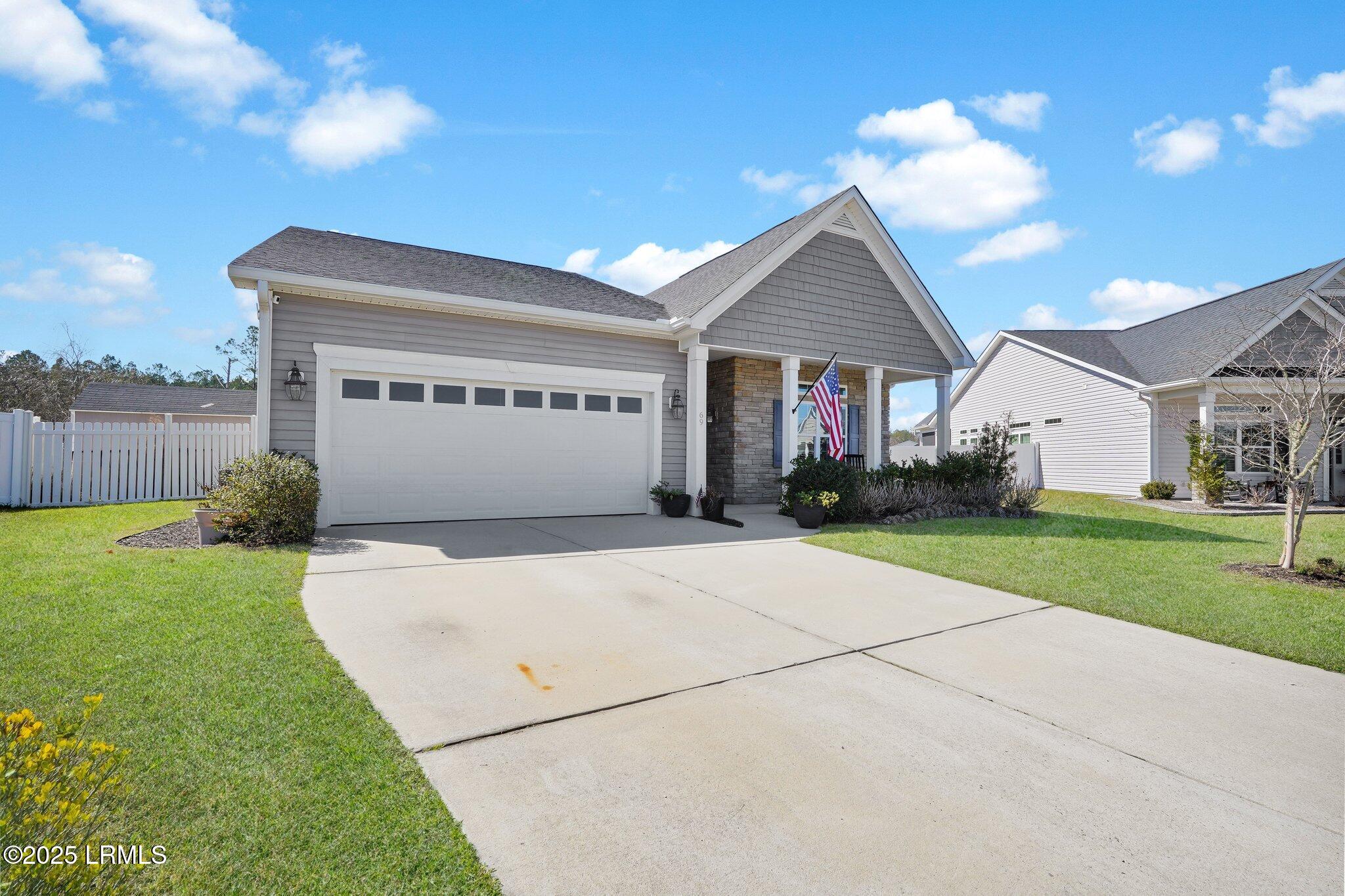 69 Stillhaven Circle