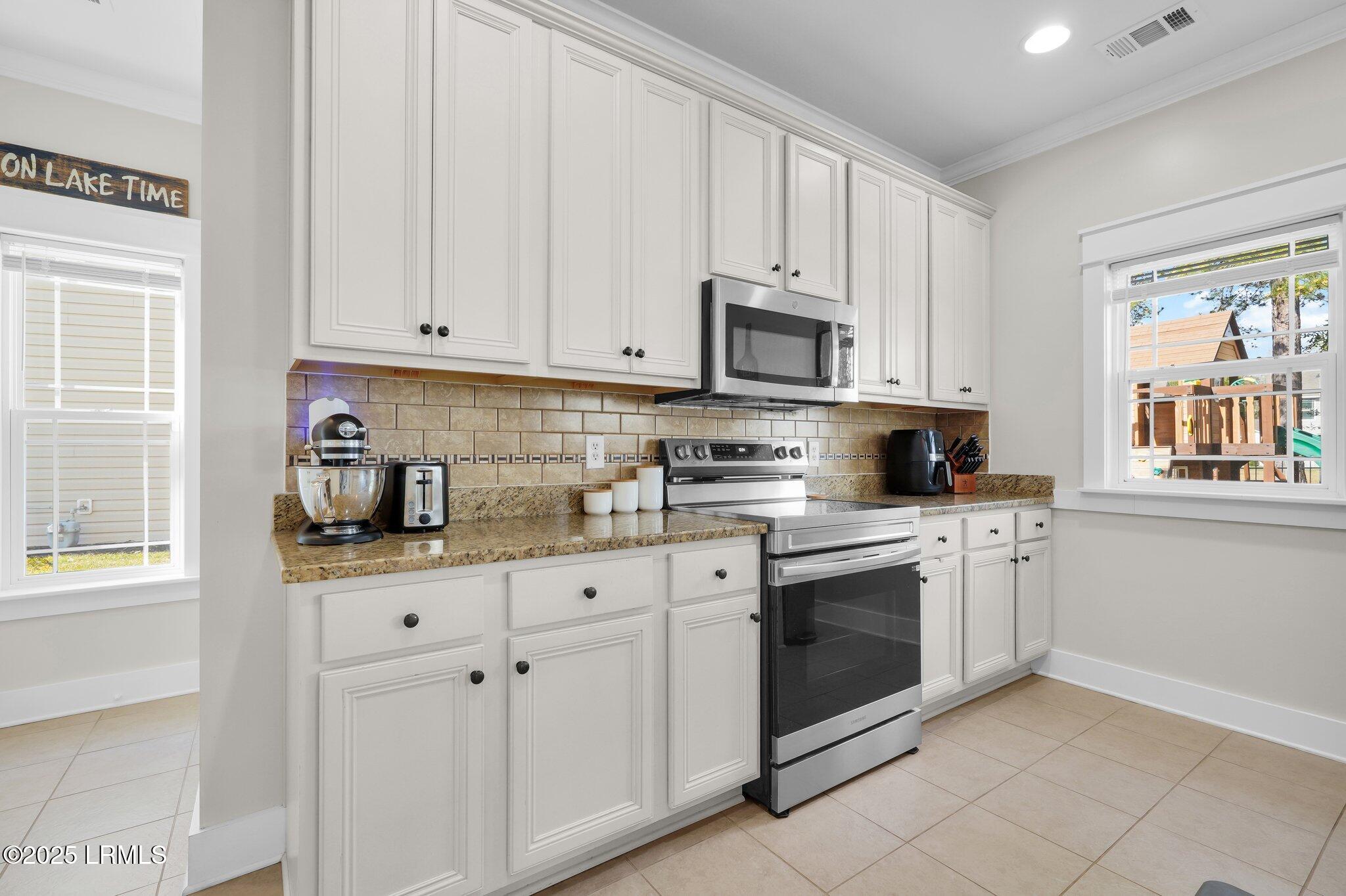 8 Elloree Way