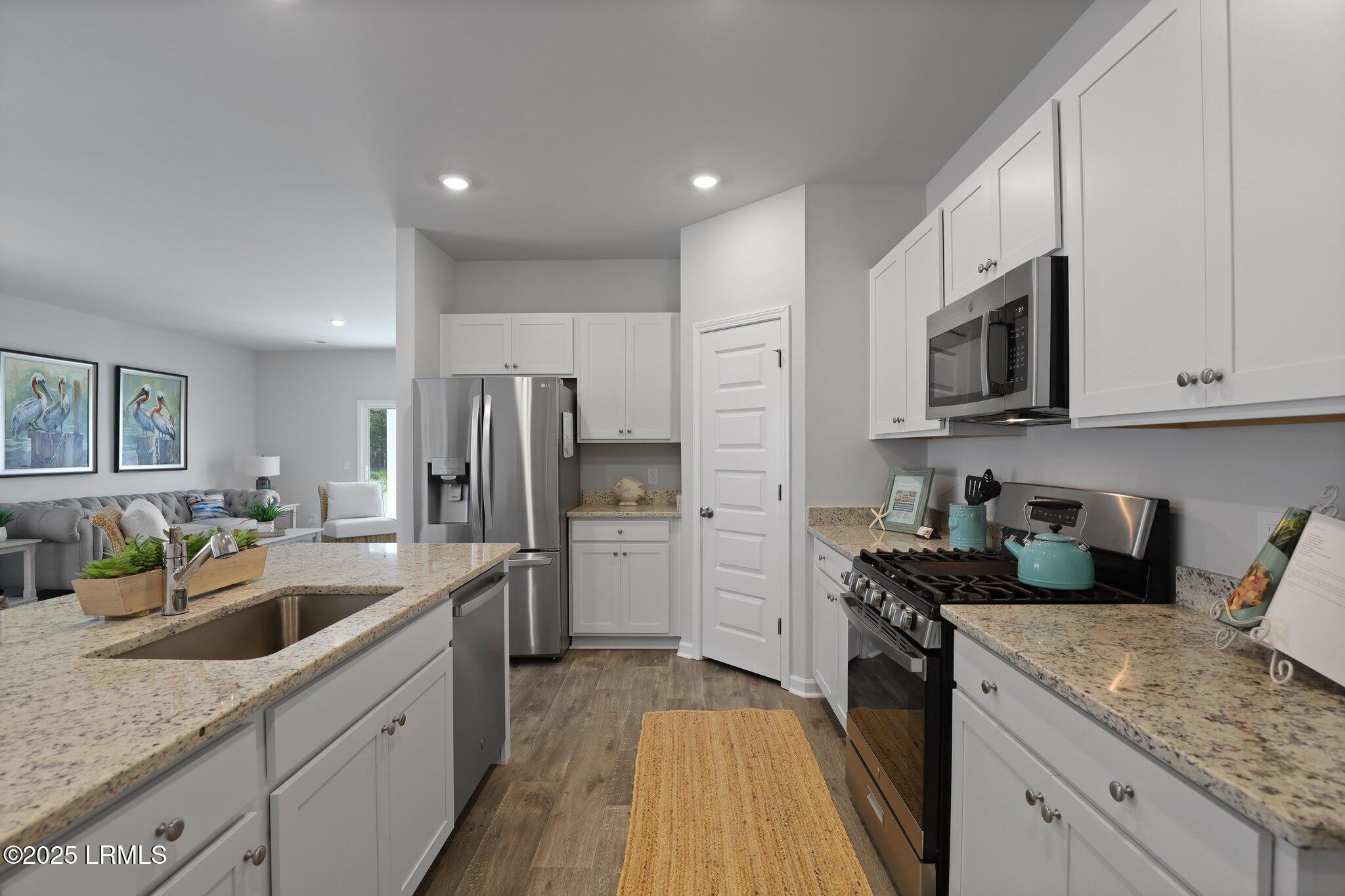 332 Yellowfin Drive