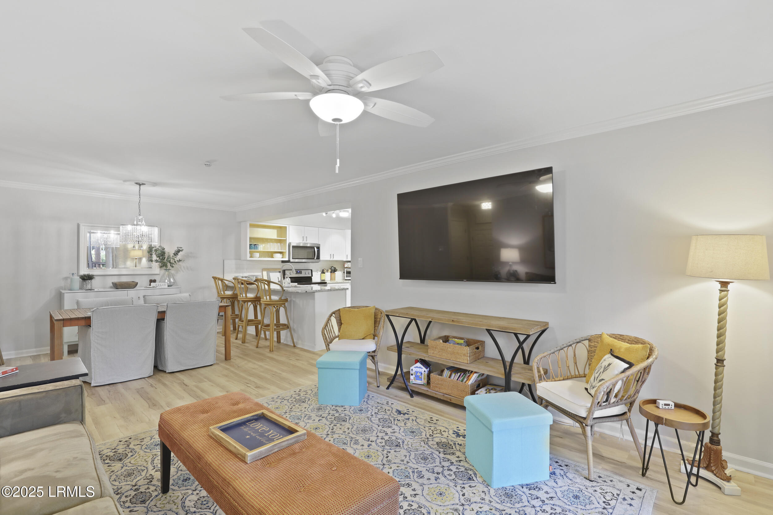 7 Three Mast Lane, 7