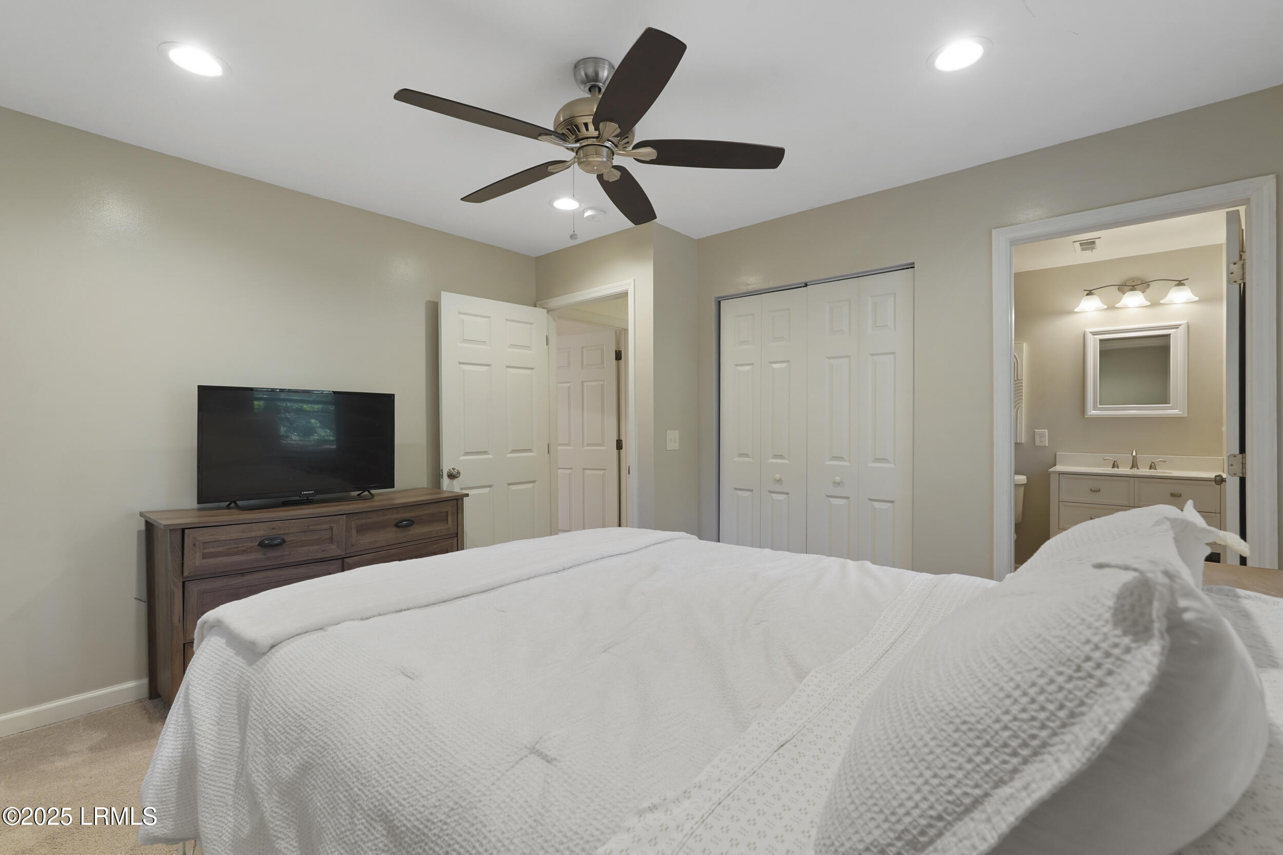 96 Pine Forest Loop