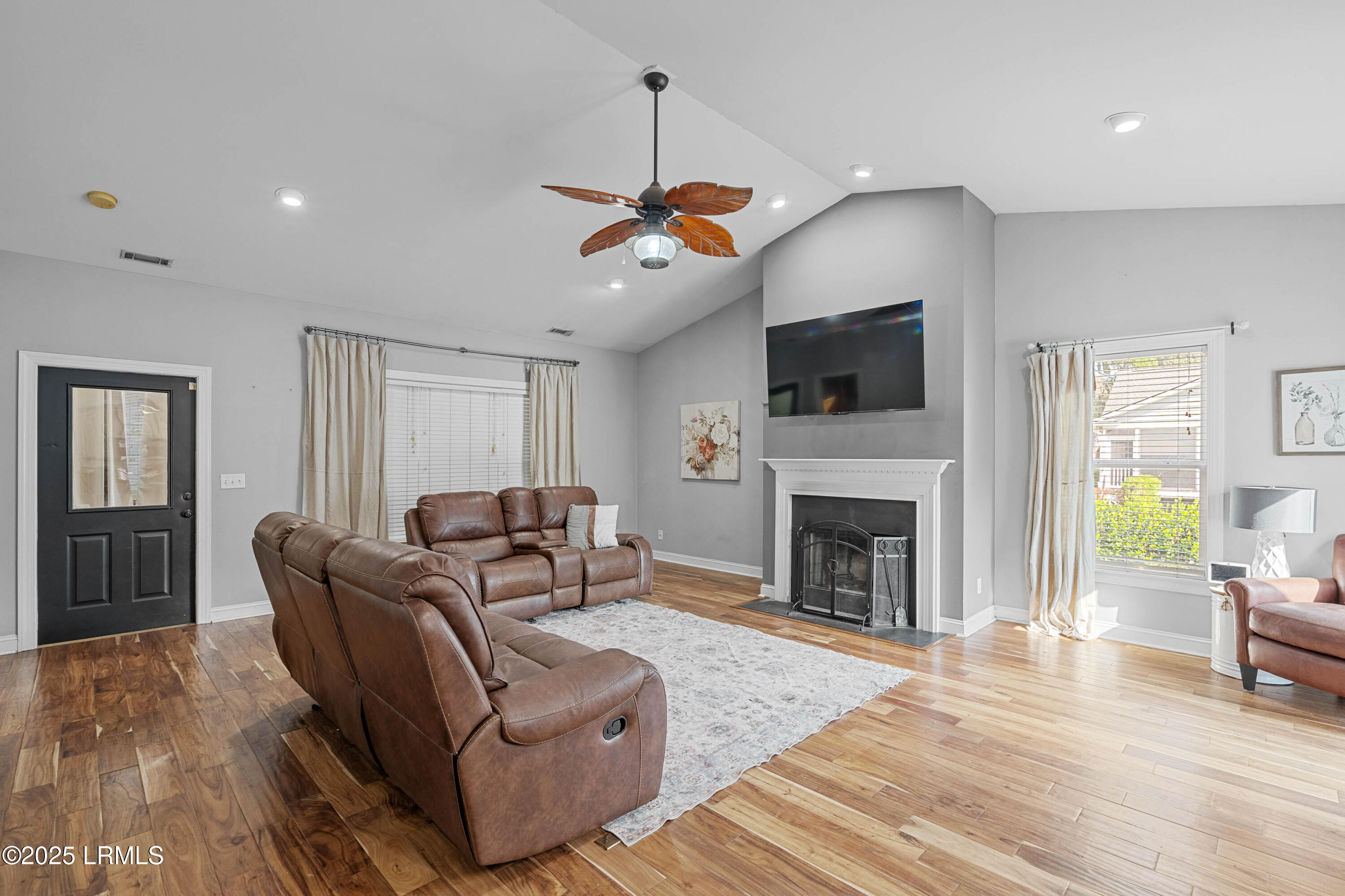 6 Rockville Way