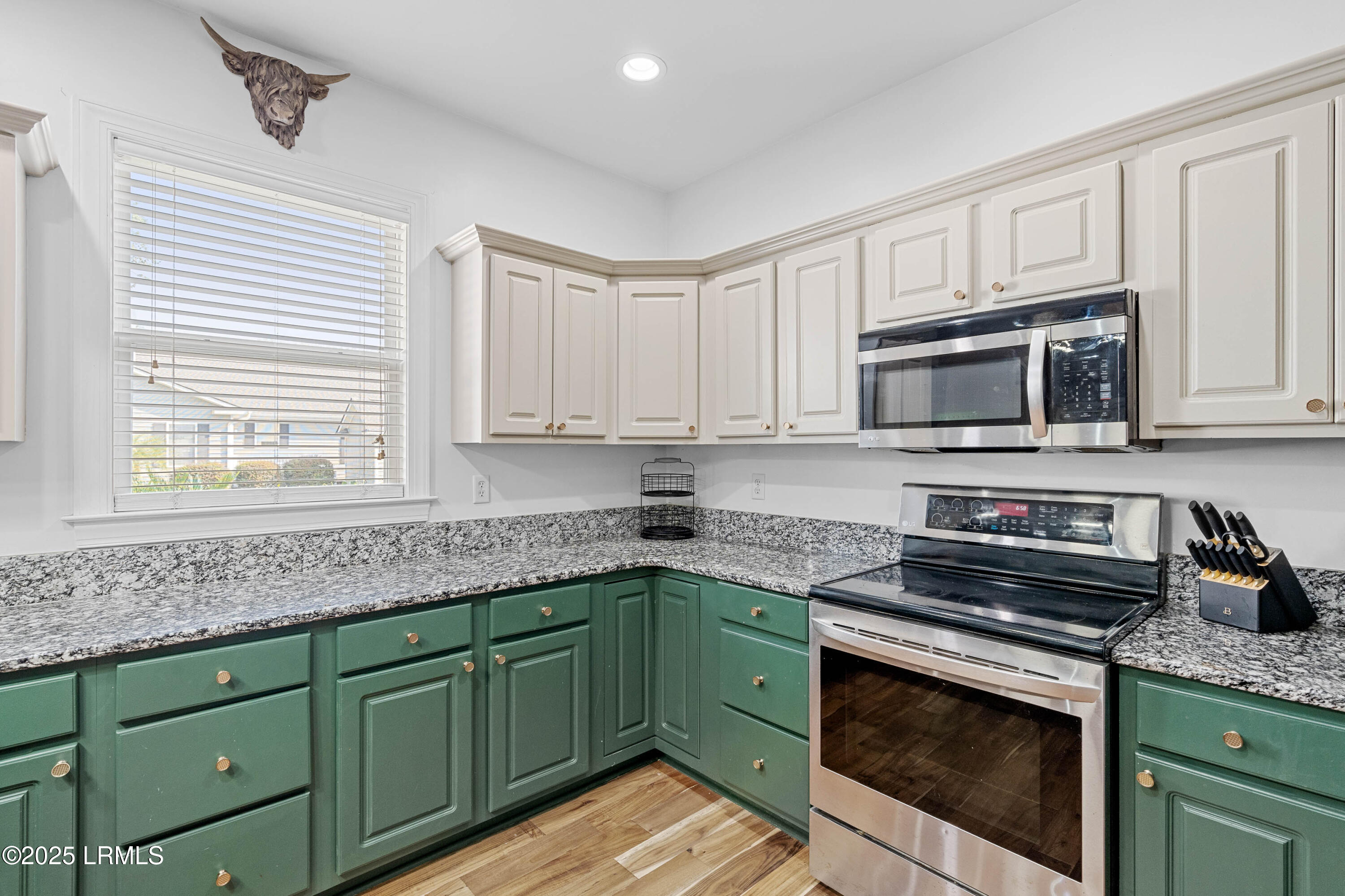 6 Rockville Way