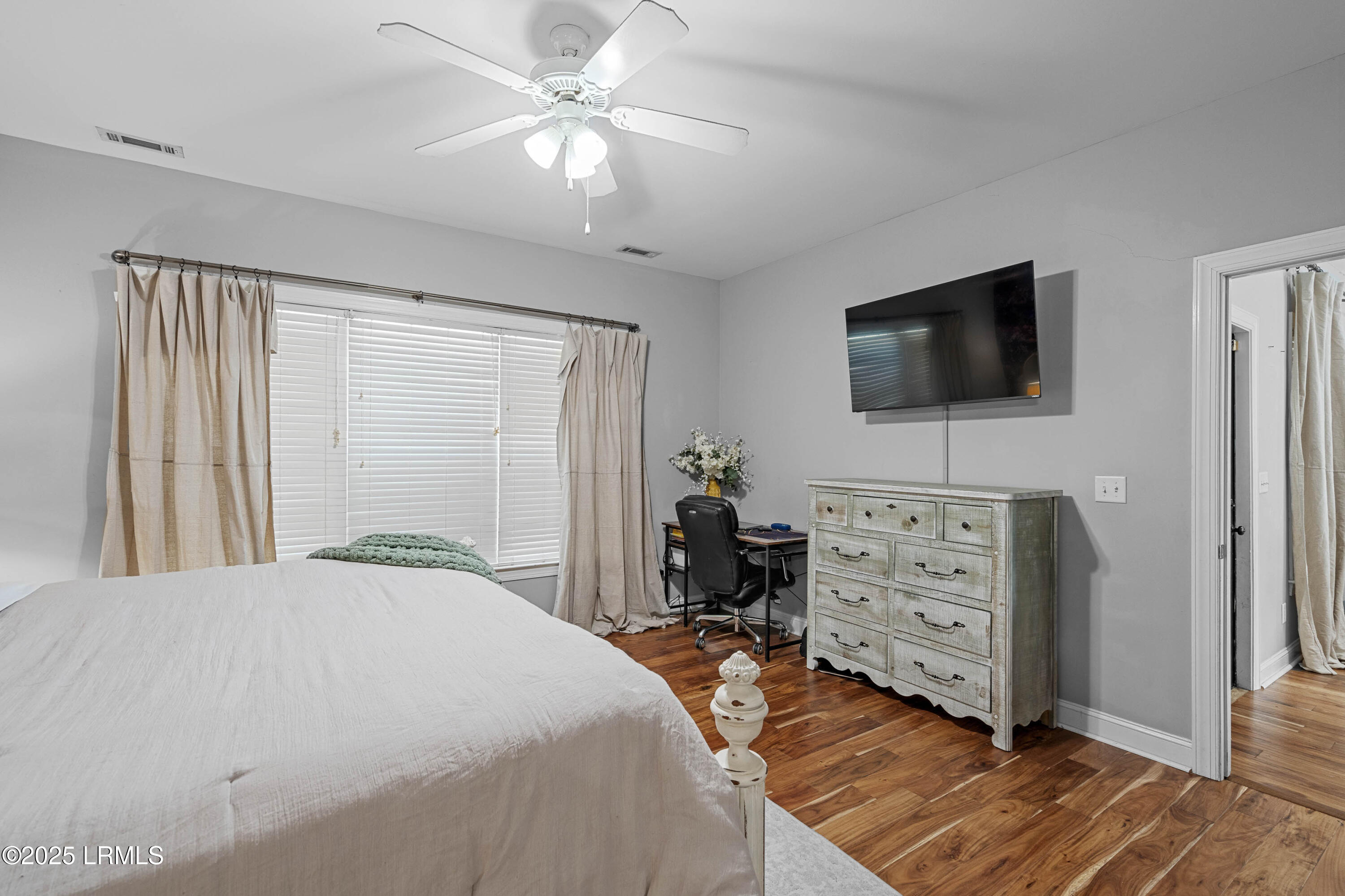 6 Rockville Way