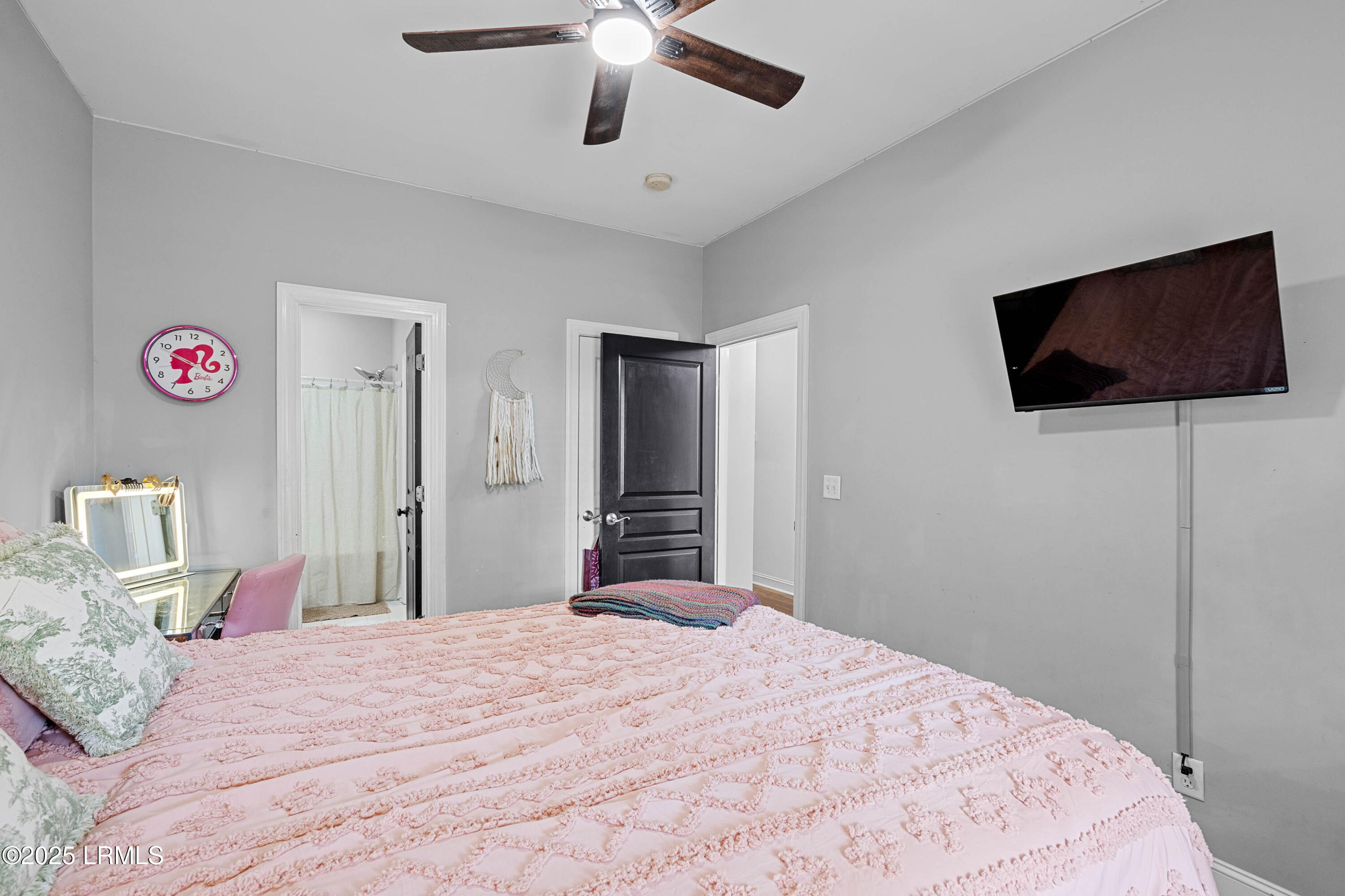 6 Rockville Way