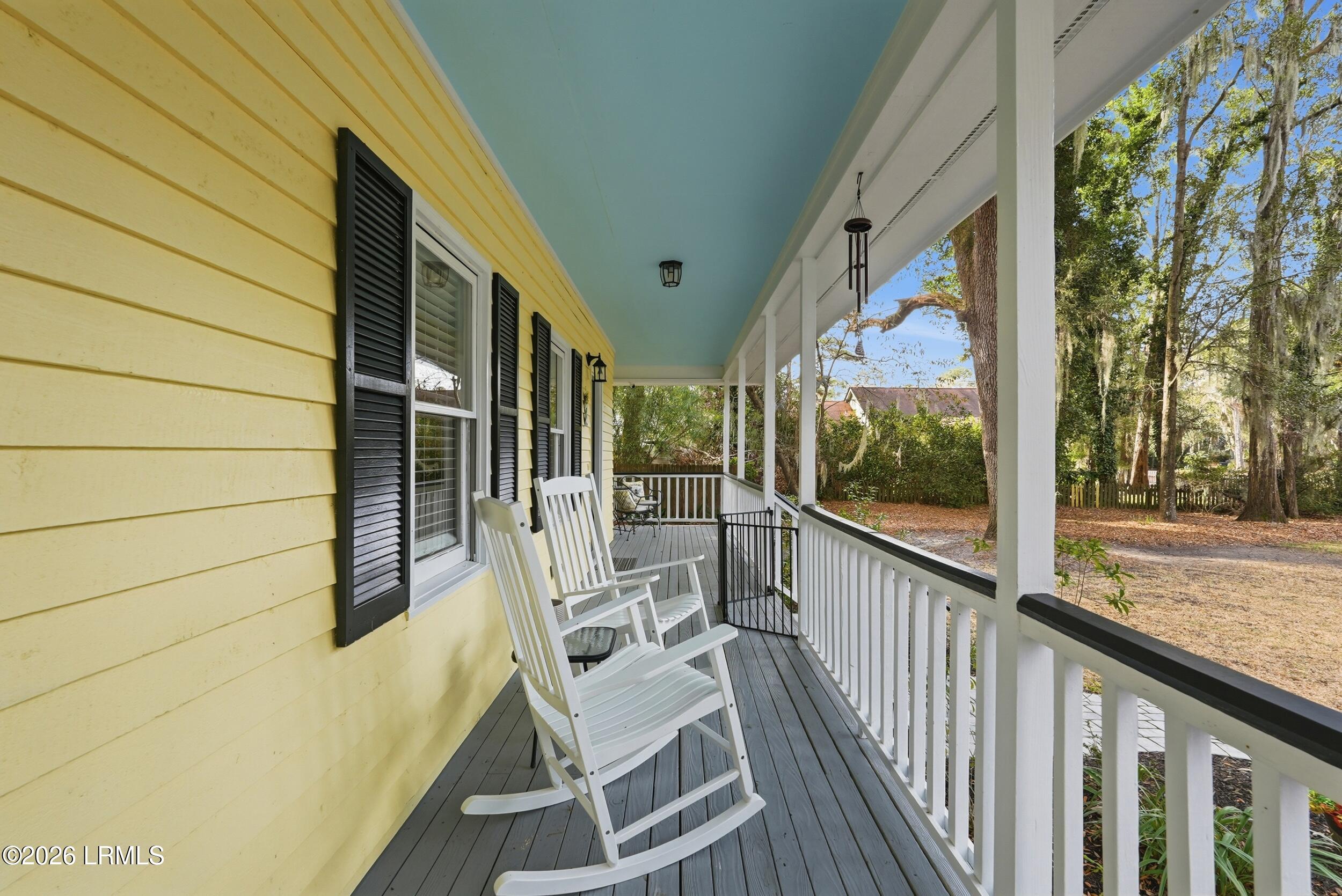 8 Meridith Lane
