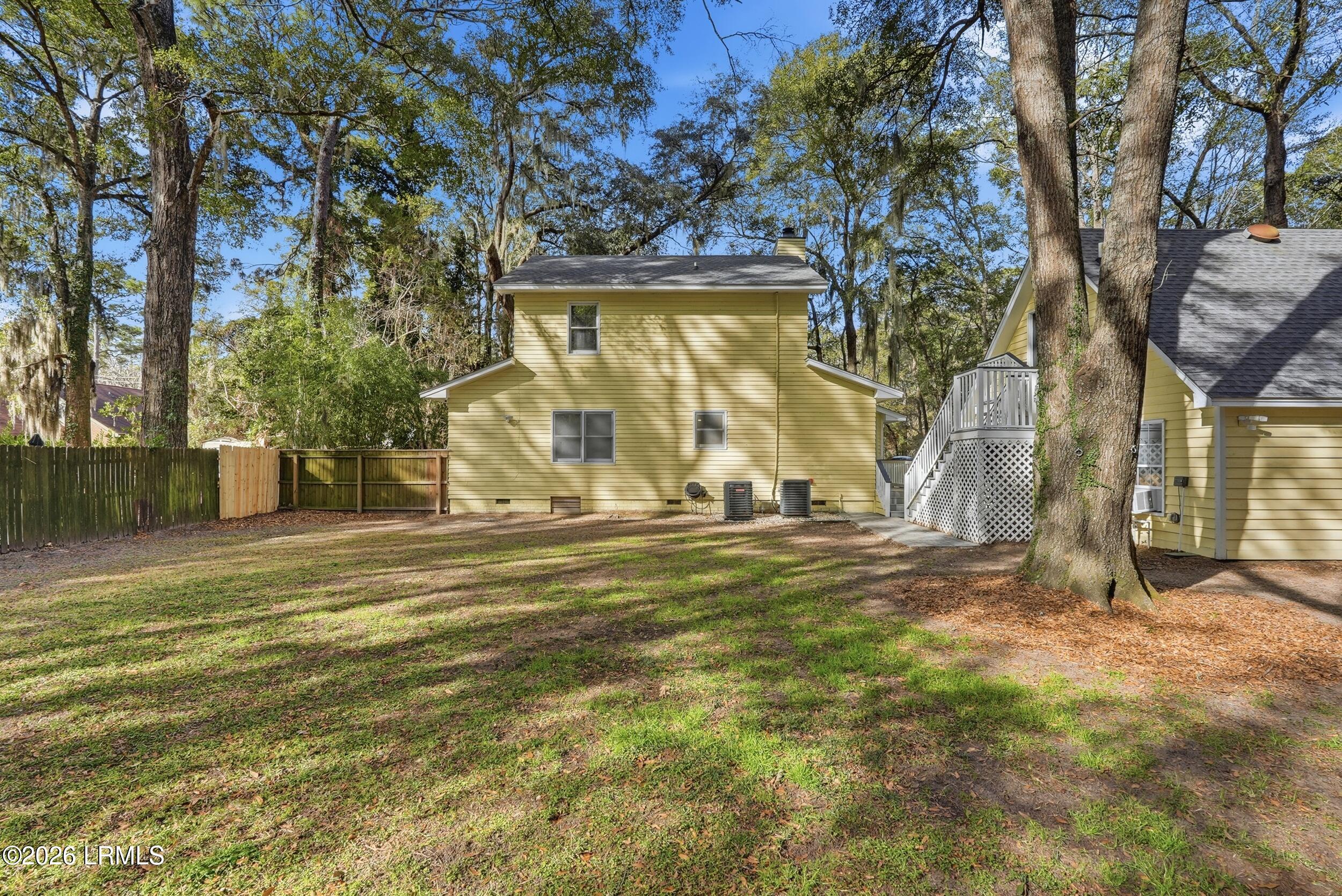 8 Meridith Lane