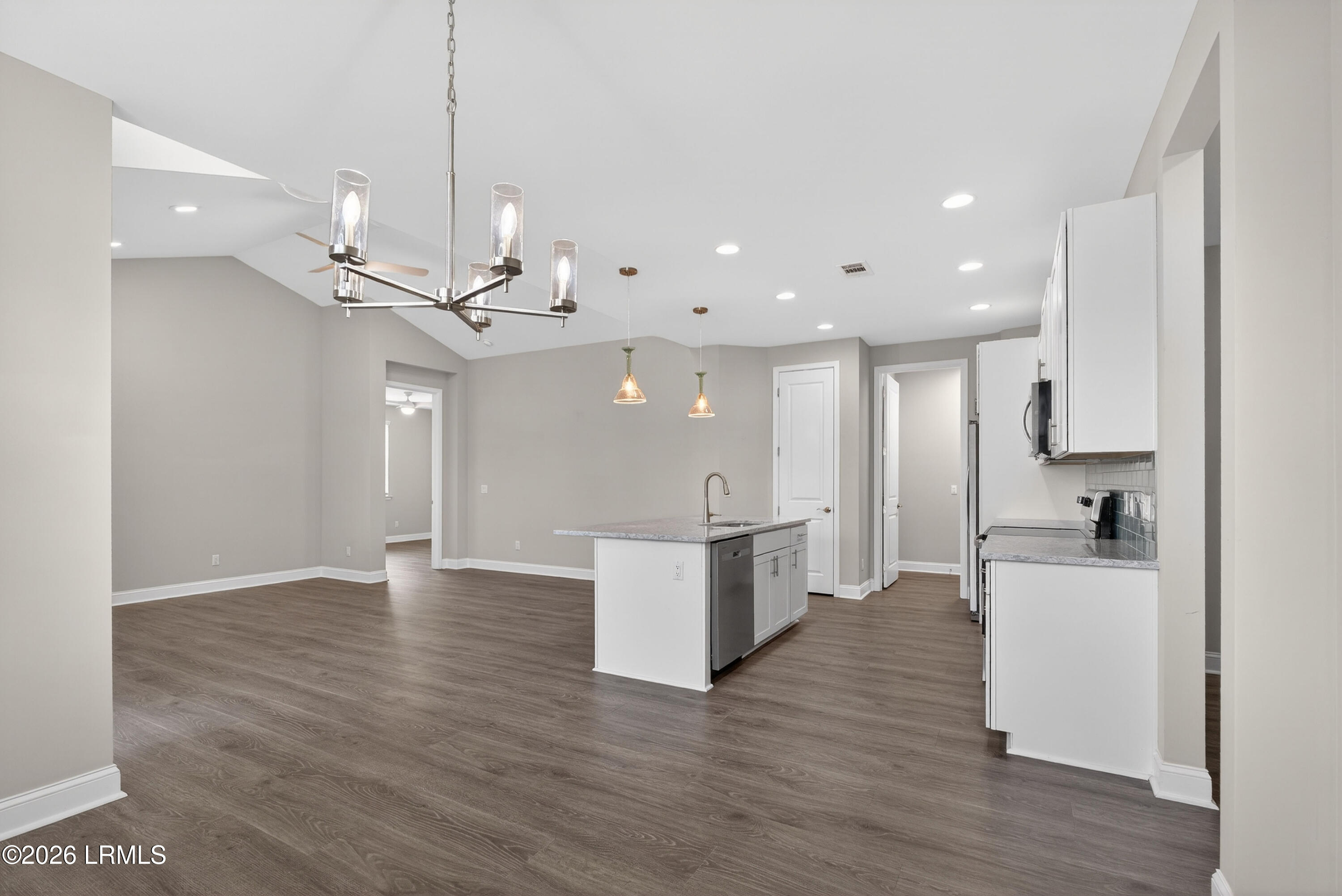 1649 Shoreside Drive 102