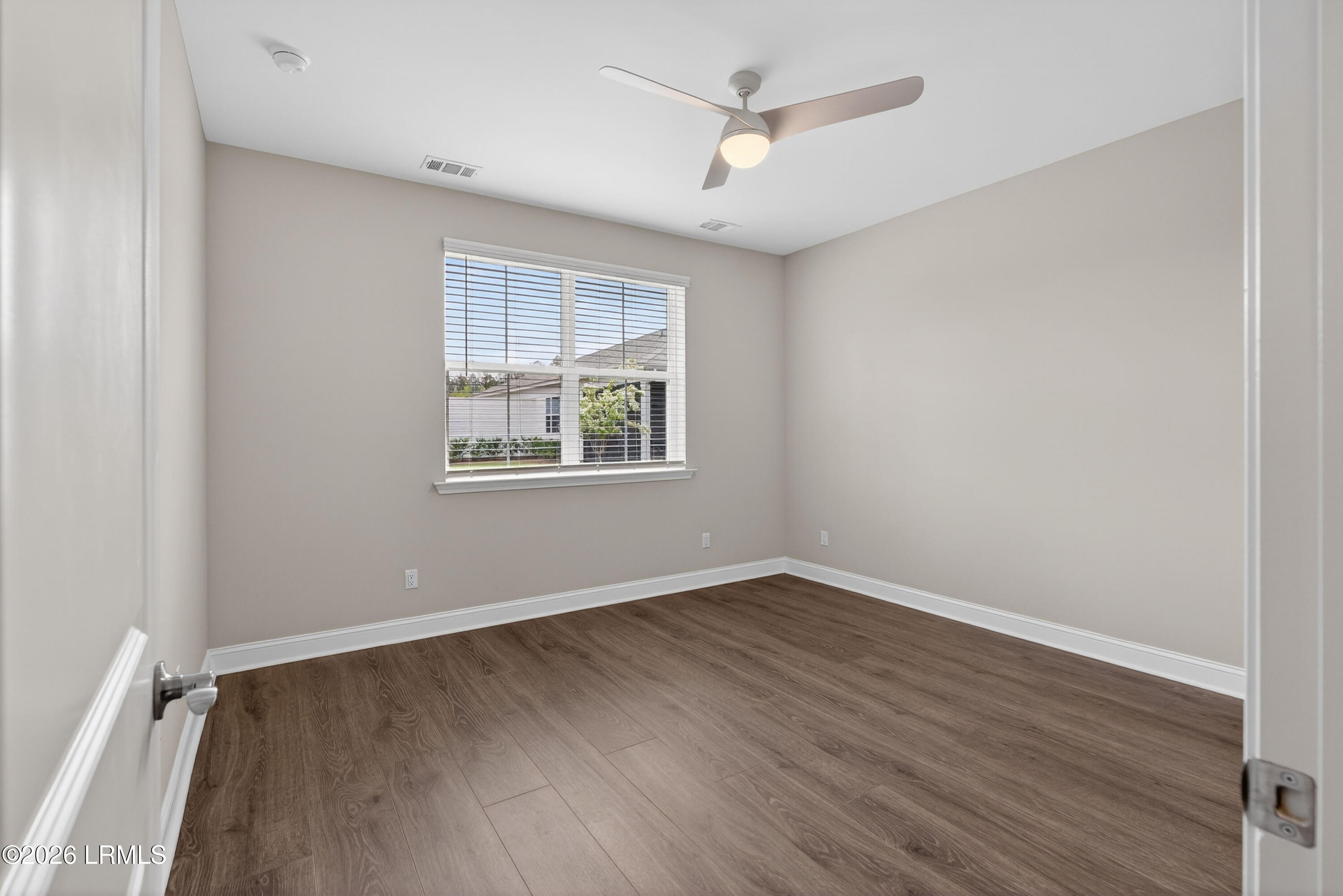 1649 Shoreside Drive 102