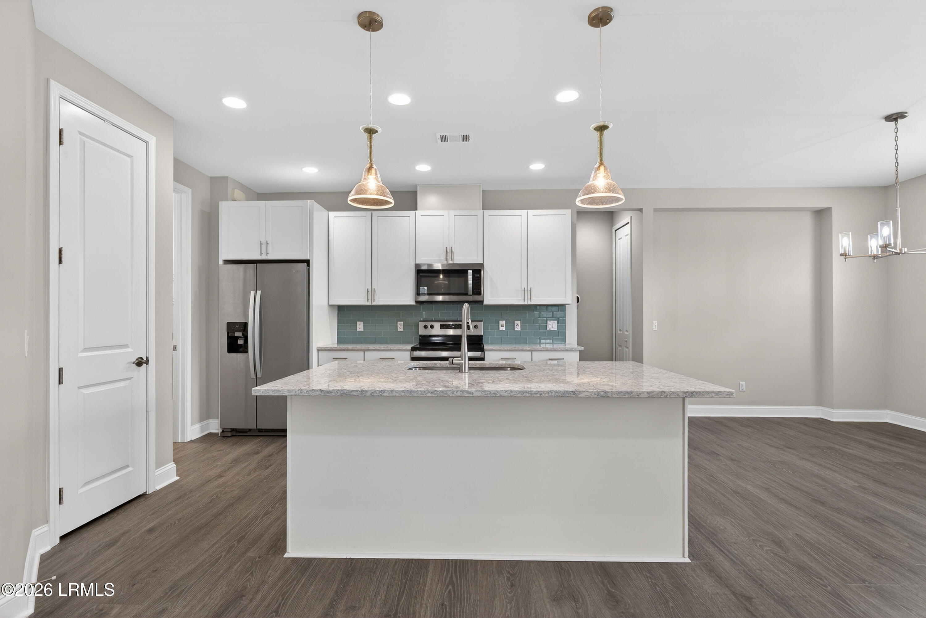 1649 Shoreside Drive 102